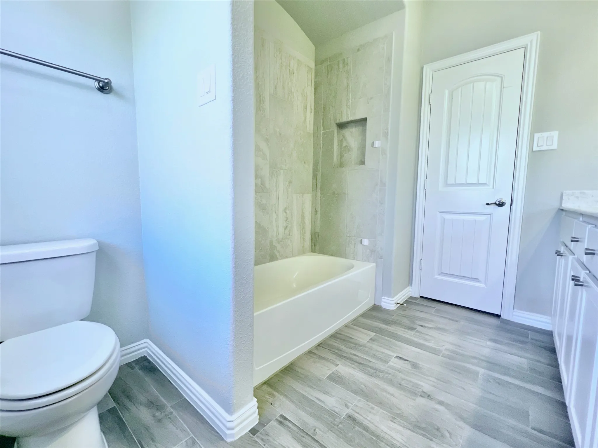 Single Family Residence For Rent in Tarrant County , 10036 Bodega Bay Road, Fort Worth, Texas 76177, 4 Bedroom, 3 Bathroom, 2 Garage spaces, 2,826 Sqft, built in 2017, mls#21313427, Real Estate Agent in Fort Worth, Homes For Rent in Tarrant county, Homes For Rent in Fort Worth, Realtor in Fort Worth Texas, Real Estate Brokerage Independent Realty Texas, Luminita Cordes Realtor