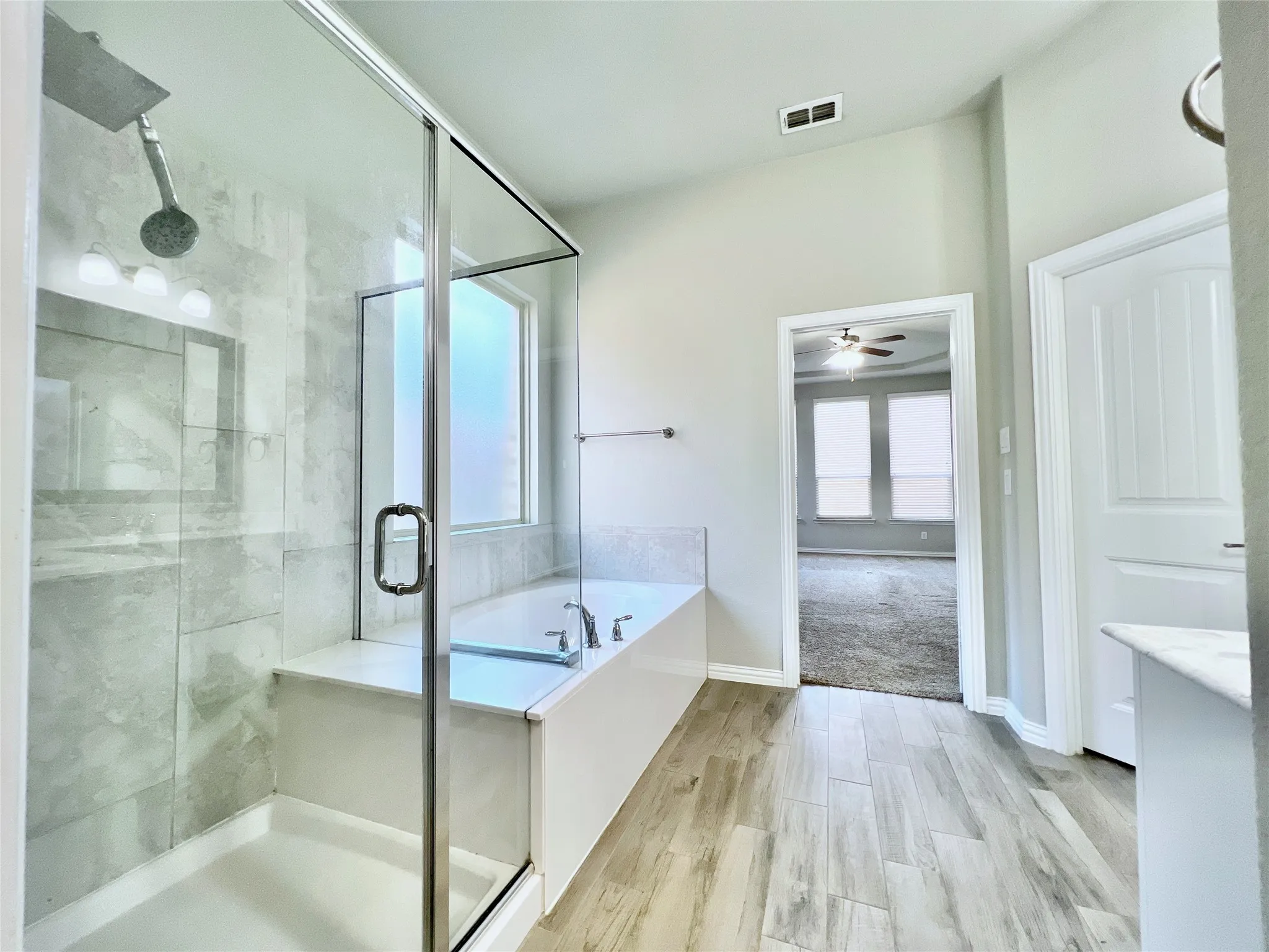 Single Family Residence For Rent in Tarrant County , 10036 Bodega Bay Road, Fort Worth, Texas 76177, 4 Bedroom, 3 Bathroom, 2 Garage spaces, 2,826 Sqft, built in 2017, mls#21313427, Real Estate Agent in Fort Worth, Homes For Rent in Tarrant county, Homes For Rent in Fort Worth, Realtor in Fort Worth Texas, Real Estate Brokerage Independent Realty Texas, Luminita Cordes Realtor