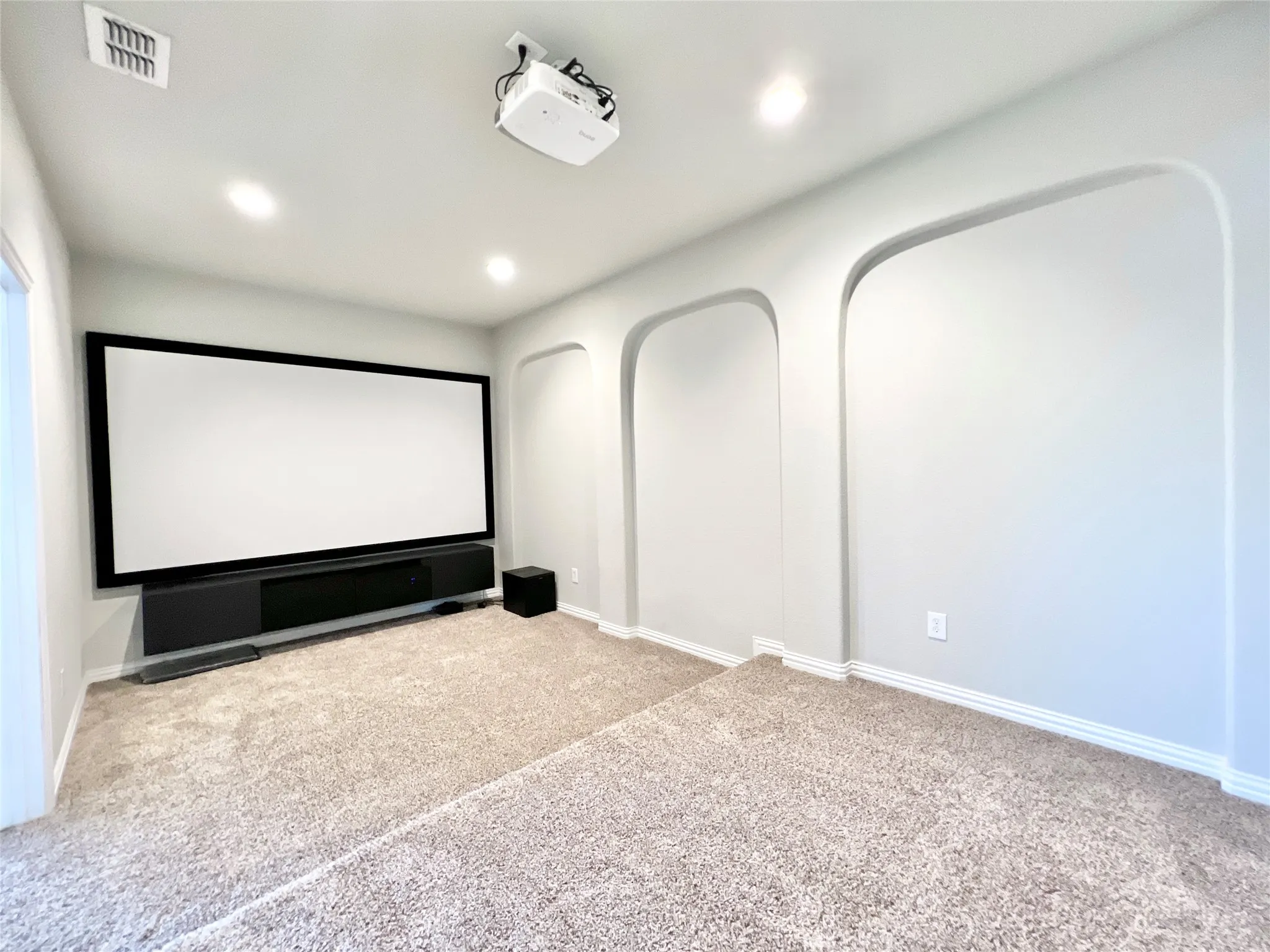 Single Family Residence For Rent in Tarrant County , 10036 Bodega Bay Road, Fort Worth, Texas 76177, 4 Bedroom, 3 Bathroom, 2 Garage spaces, 2,826 Sqft, built in 2017, mls#21313427, Real Estate Agent in Fort Worth, Homes For Rent in Tarrant county, Homes For Rent in Fort Worth, Realtor in Fort Worth Texas, Real Estate Brokerage Independent Realty Texas, Luminita Cordes Realtor