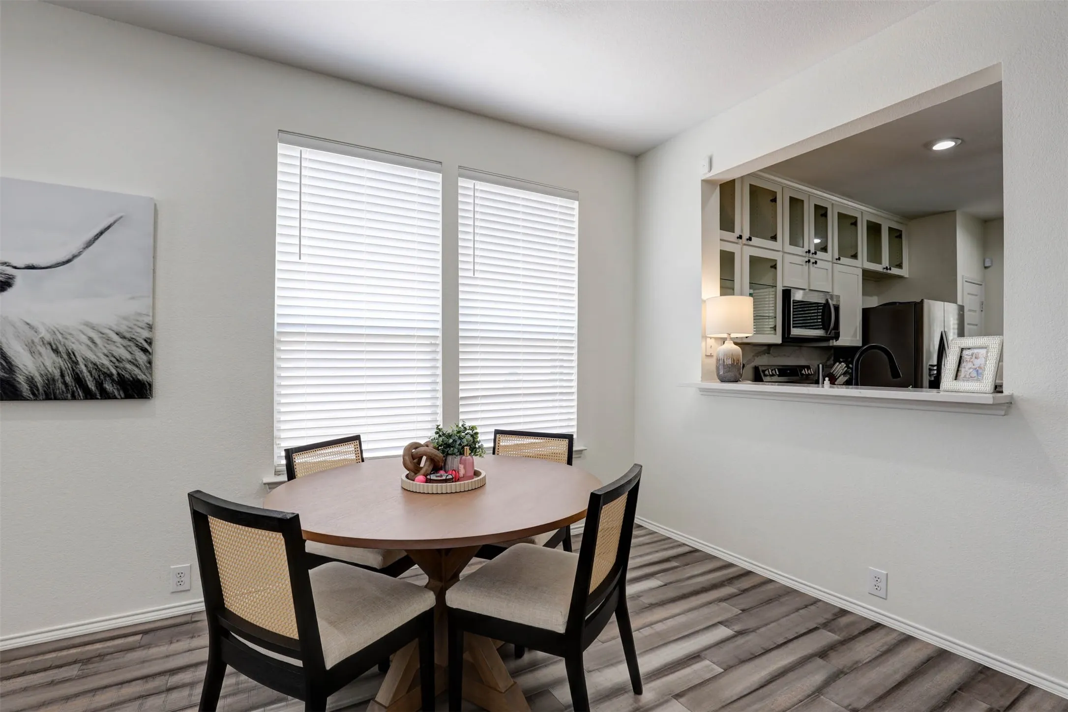 Single Family Residence For Sale in Tarrant County , 10716 Traymore Drive, Fort Worth, Texas 76244, 2 Bedroom, 3 Bathroom, 2 Garage spaces, 1,468 Sqft, built in 2006, mls#21311751, Real Estate Agent in Fort Worth, Homes For Sale in Tarrant county, Homes For Sale in Fort Worth, Realtor in Fort Worth Texas, Real Estate Brokerage Independent Realty Texas, Luminita Cordes Realtor
