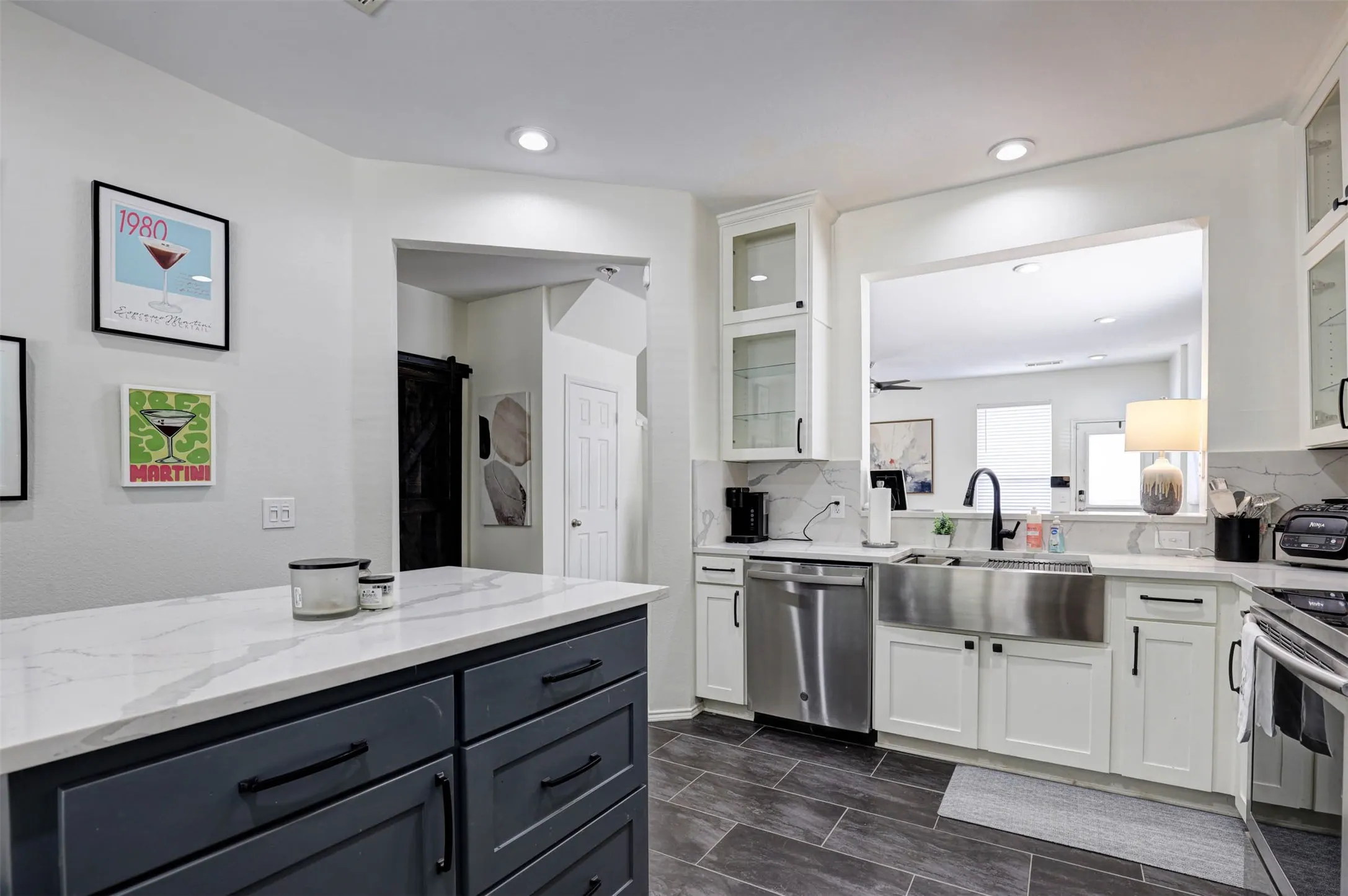 Single Family Residence For Sale in Tarrant County , 10716 Traymore Drive, Fort Worth, Texas 76244, 2 Bedroom, 3 Bathroom, 2 Garage spaces, 1,468 Sqft, built in 2006, mls#21311751, Real Estate Agent in Fort Worth, Homes For Sale in Tarrant county, Homes For Sale in Fort Worth, Realtor in Fort Worth Texas, Real Estate Brokerage Independent Realty Texas, Luminita Cordes Realtor