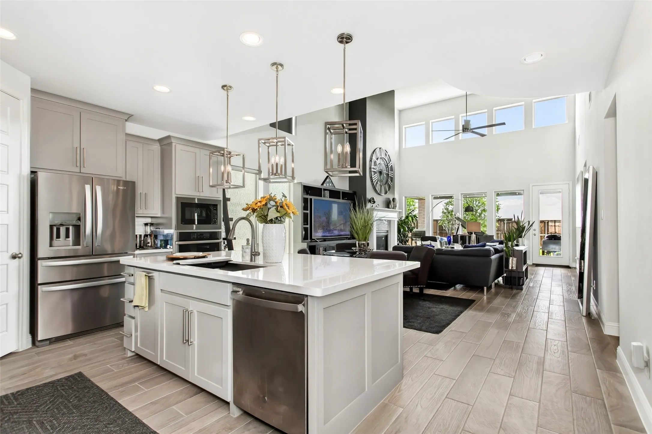Island with farmhouse sink