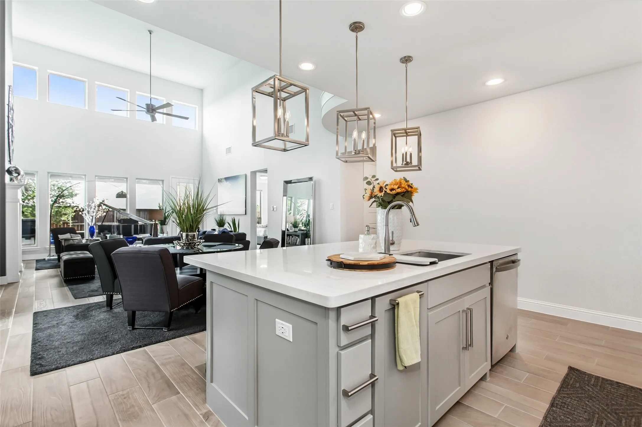 Single Family Residence For Sale in Collin County , 3115 Cavalry Way, Celina, Texas 75009, 4 Bedroom, 4 Bathroom, 2 Garage spaces, 3,033 Sqft, built in 2020, mls#21308119, Real Estate Agent in Celina, Homes For Sale in Collin county, Homes For Sale in Celina, Realtor in Celina Texas, Real Estate Brokerage Independent Realty Texas, Luminita Cordes Realtor