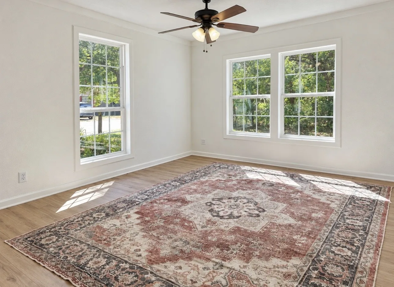 Single Family Residence For Sale in Comanche County , 1007 N Lane Street, Comanche, Texas 76442, 3 Bedroom, 2 Bathroom, Garage spaces, 1,522 Sqft, built in 1940, mls#21313451, Real Estate Agent in Comanche, Homes For Sale in Comanche county, Homes For Sale in Comanche, Realtor in Comanche Texas, Real Estate Brokerage Independent Realty Texas, Luminita Cordes Realtor