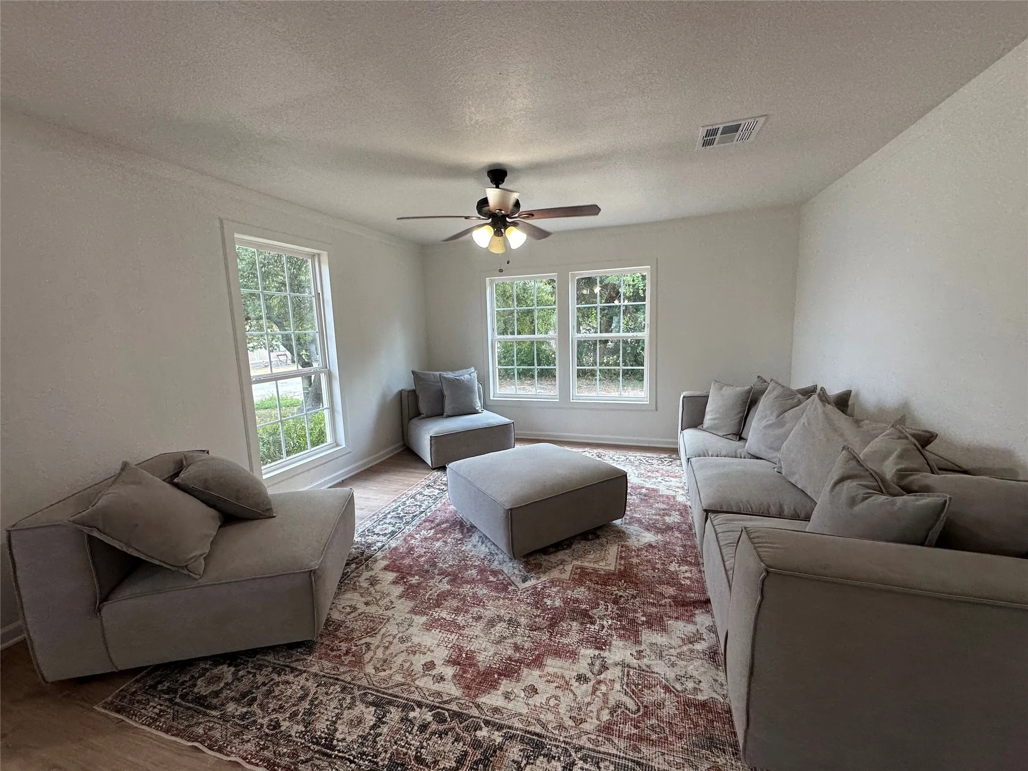 Single Family Residence For Sale in Comanche County , 1007 N Lane Street, Comanche, Texas 76442, 3 Bedroom, 2 Bathroom, Garage spaces, 1,522 Sqft, built in 1940, mls#21313451, Real Estate Agent in Comanche, Homes For Sale in Comanche county, Homes For Sale in Comanche, Realtor in Comanche Texas, Real Estate Brokerage Independent Realty Texas, Luminita Cordes Realtor