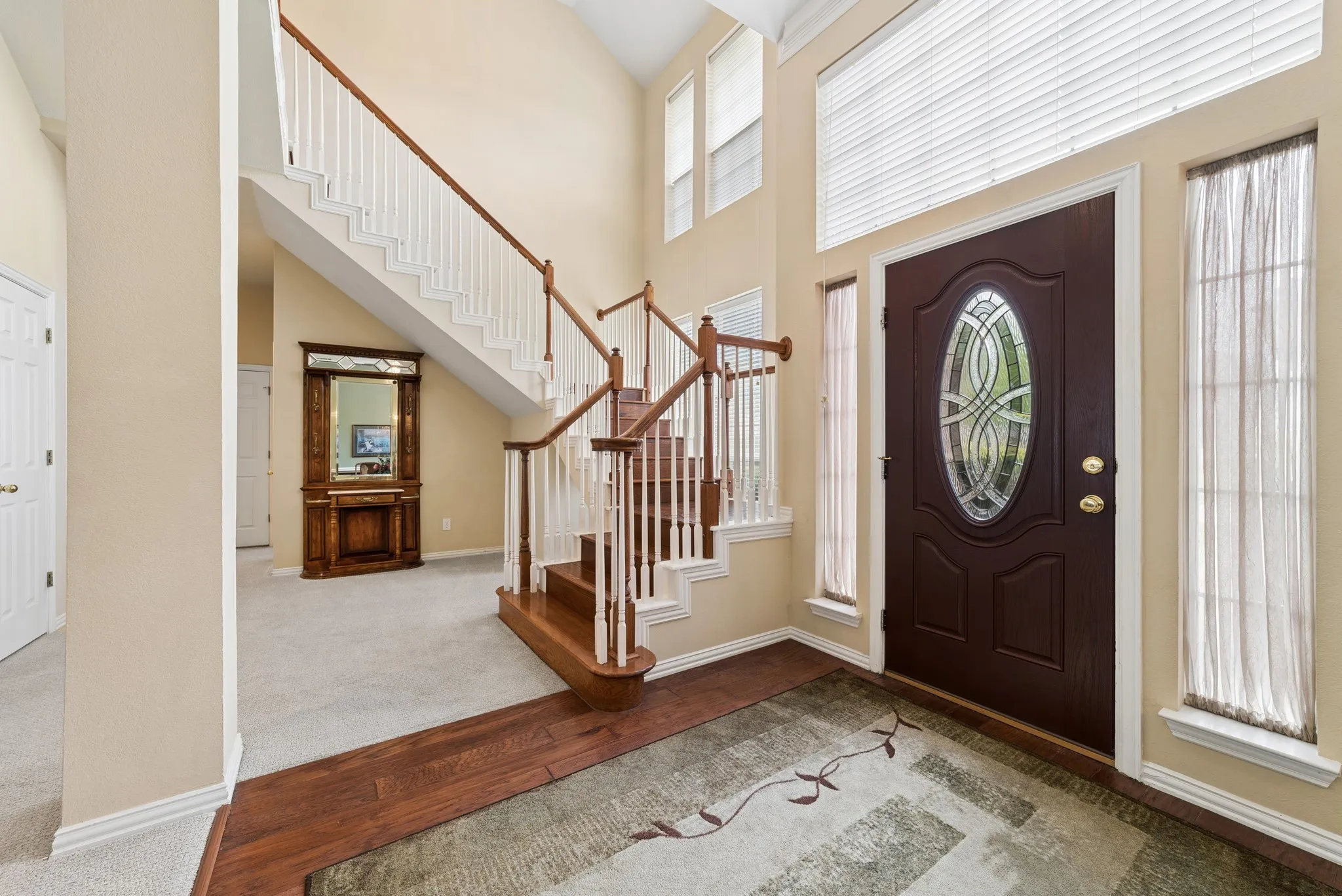Single Family Residence For Sale in Collin County , 5208 Laser Lane, Plano, Texas 75023, 5 Bedroom, 4 Bathroom, 2 Garage spaces, 3,834 Sqft, built in 1992, mls#21280630, Real Estate Agent in Plano, Homes For Sale in Collin county, Homes For Sale in Plano, Realtor in Plano Texas, Real Estate Brokerage Independent Realty Texas, Luminita Cordes Realtor