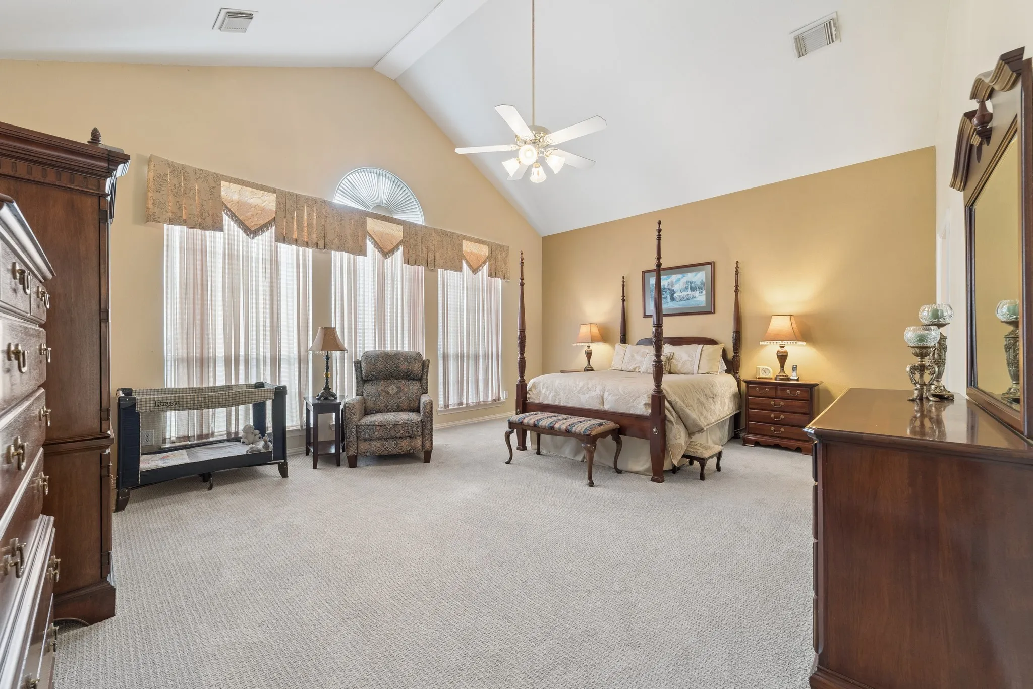 Single Family Residence For Sale in Collin County , 5208 Laser Lane, Plano, Texas 75023, 5 Bedroom, 4 Bathroom, 2 Garage spaces, 3,834 Sqft, built in 1992, mls#21280630, Real Estate Agent in Plano, Homes For Sale in Collin county, Homes For Sale in Plano, Realtor in Plano Texas, Real Estate Brokerage Independent Realty Texas, Luminita Cordes Realtor