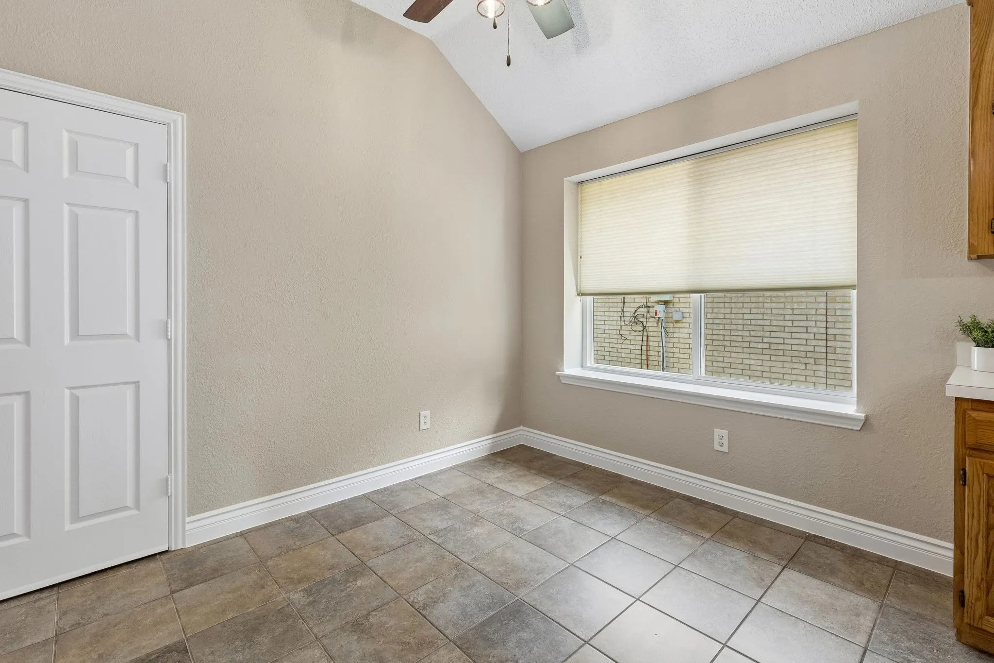 Single Family Residence For Sale in Collin County , 607 Grimsworth Court, Allen, Texas 75002, 4 Bedroom, 2 Bathroom, 2 Garage spaces, 2,175 Sqft, built in 1994, mls#21310920, Real Estate Agent in Allen, Homes For Sale in Collin county, Homes For Sale in Allen, Realtor in Allen Texas, Real Estate Brokerage Independent Realty Texas, Luminita Cordes Realtor