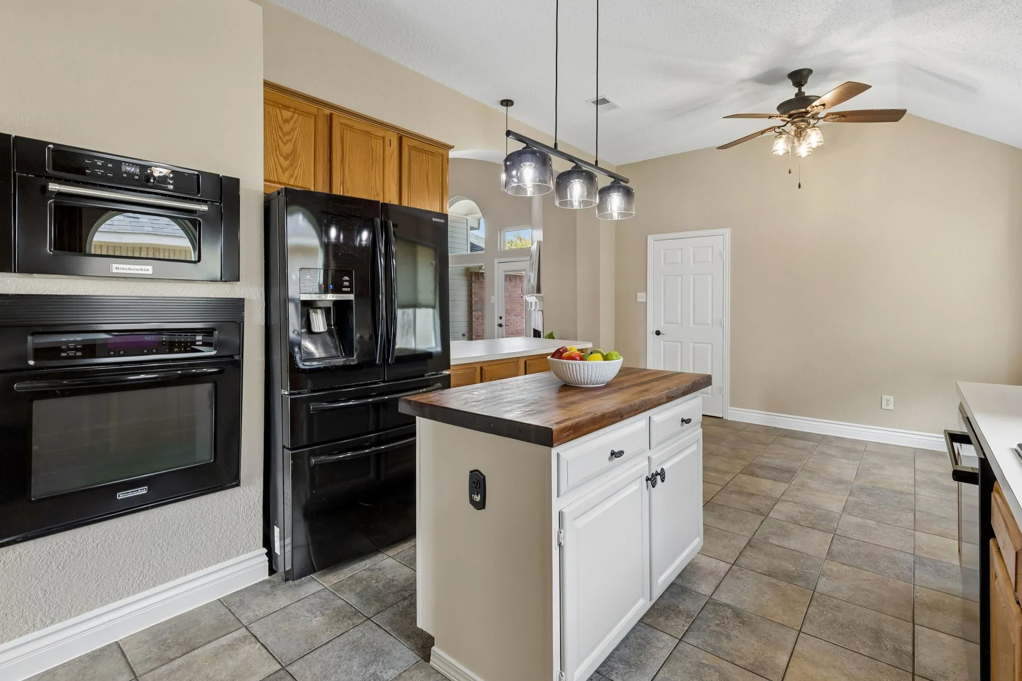 Single Family Residence For Sale in Collin County , 607 Grimsworth Court, Allen, Texas 75002, 4 Bedroom, 2 Bathroom, 2 Garage spaces, 2,175 Sqft, built in 1994, mls#21310920, Real Estate Agent in Allen, Homes For Sale in Collin county, Homes For Sale in Allen, Realtor in Allen Texas, Real Estate Brokerage Independent Realty Texas, Luminita Cordes Realtor