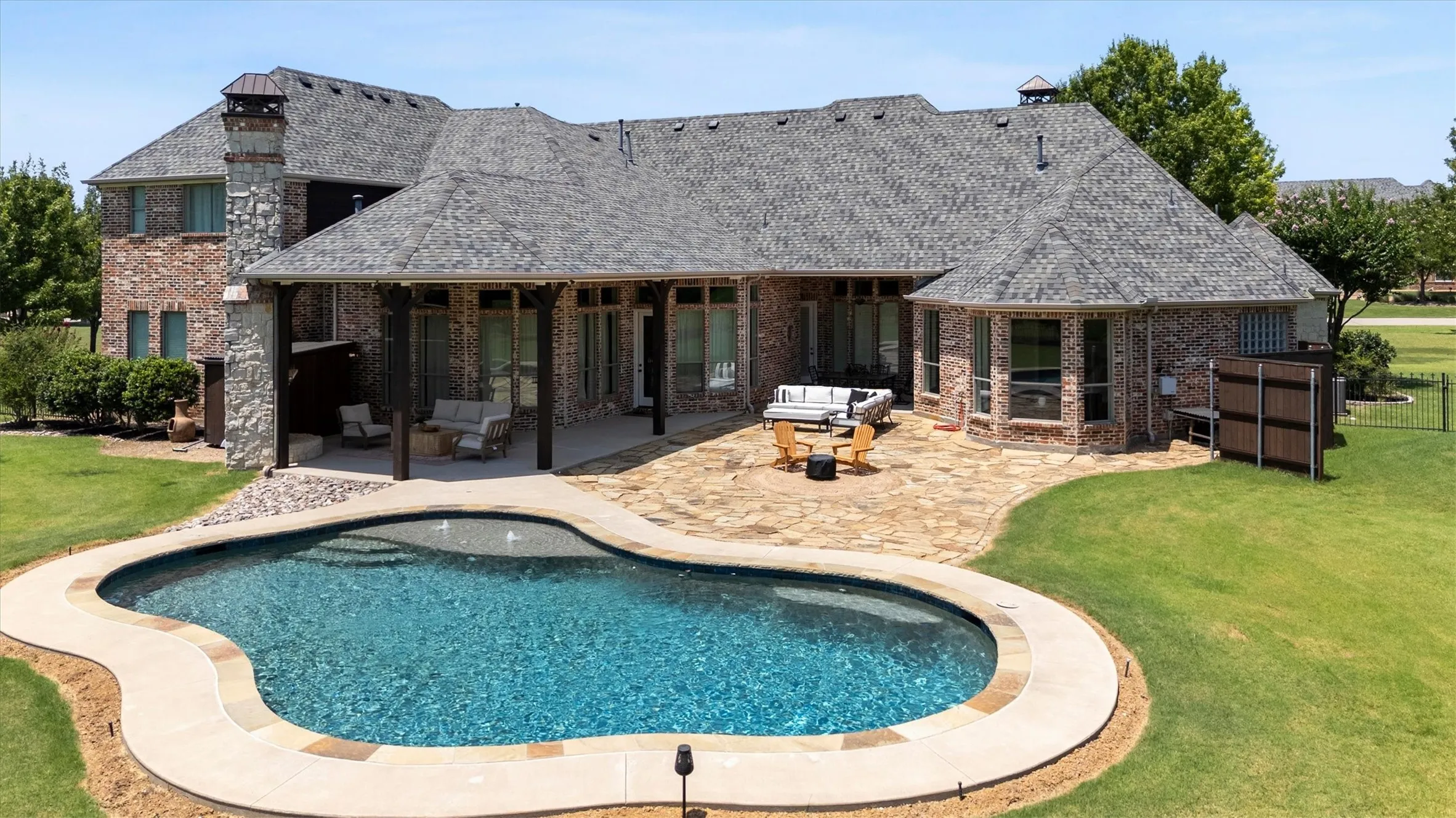 Single Family Residence For Sale in Collin County , 3063 Cedar Trail, Celina, Texas 75078, 5 Bedroom, 5 Bathroom, 3 Garage spaces, 4,885 Sqft, built in 2005, mls#21311948, Real Estate Agent in Celina, Homes For Sale in Collin county, Homes For Sale in Celina, Realtor in Celina Texas, Real Estate Brokerage Independent Realty Texas, Luminita Cordes Realtor