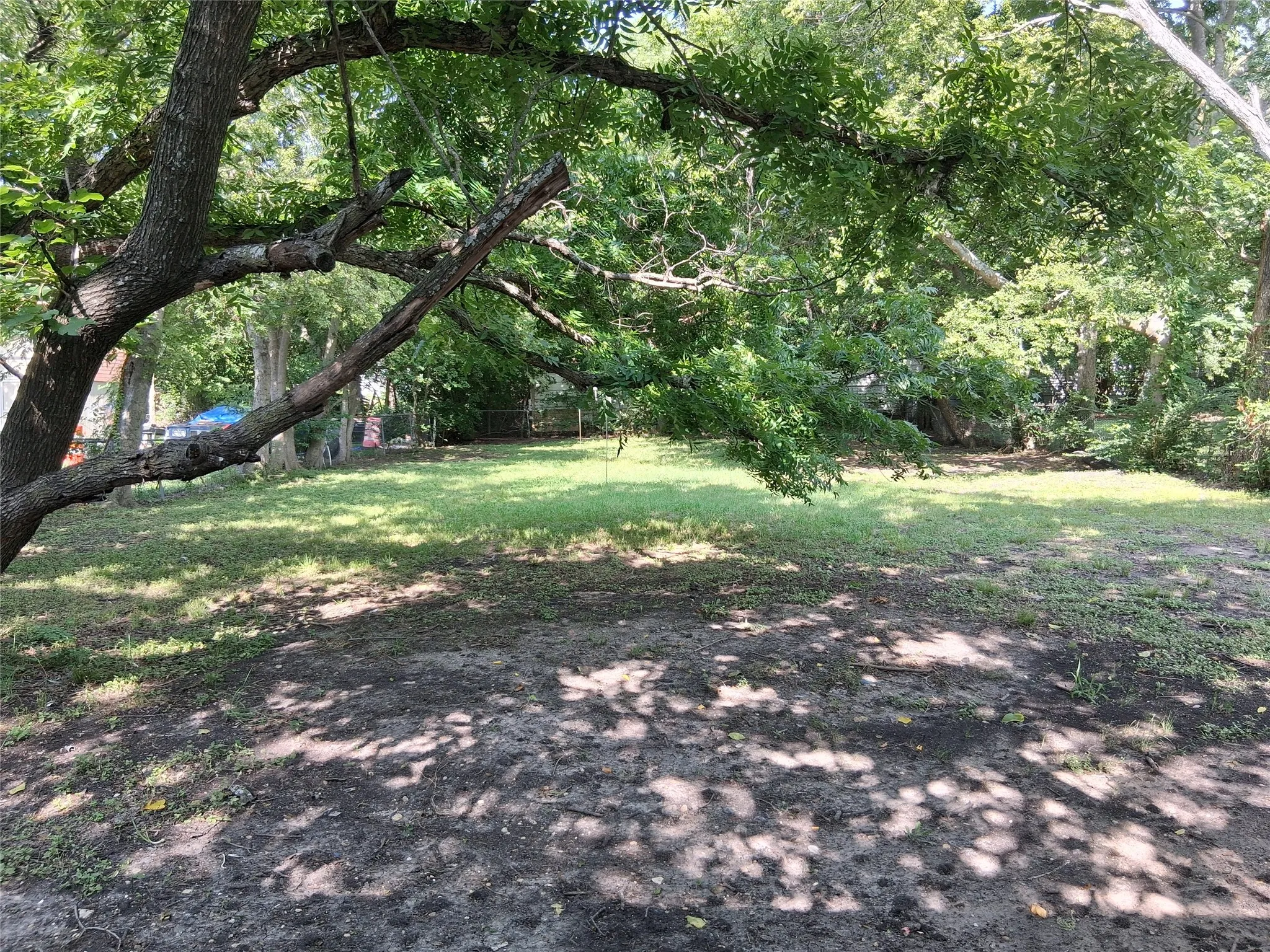 Single Family Residence For Sale in Dallas County , 2917 Cypress Avenue, Dallas, Texas 75227, 2 Bedroom, 1 Bathroom, Garage spaces, 729 Sqft, built in 1950, mls#21311932, Real Estate Agent in Dallas, Homes For Sale in Dallas county, Homes For Sale in Dallas, Realtor in Dallas Texas, Real Estate Brokerage Independent Realty Texas, Luminita Cordes Realtor