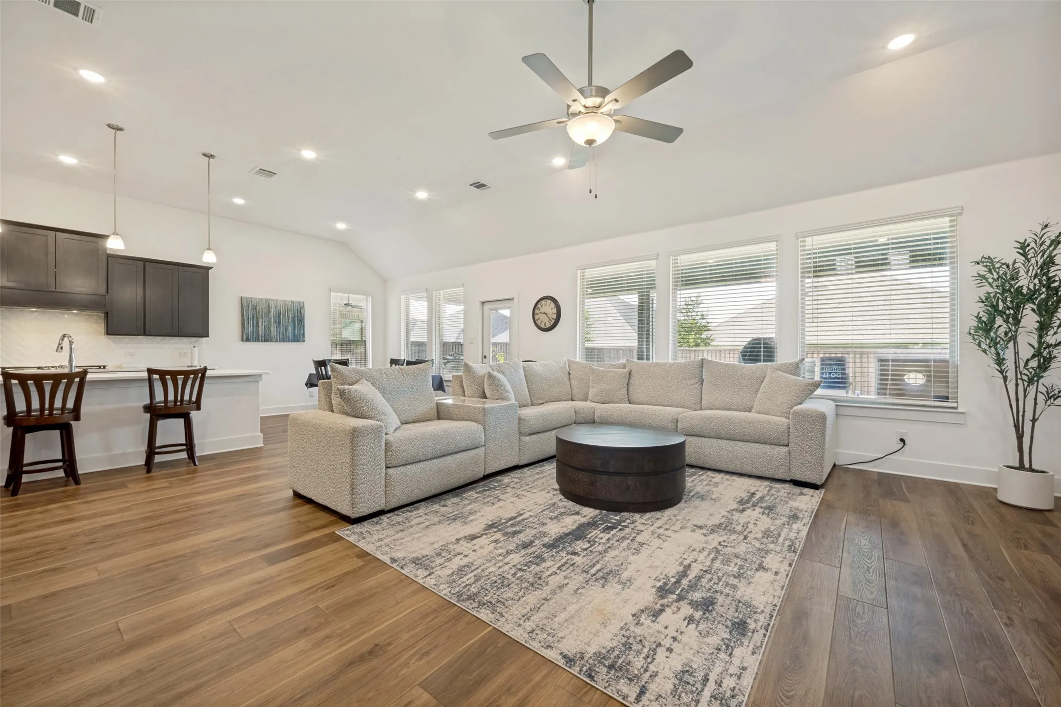 Single Family Residence For Sale in Denton County , 136 Nora Lane, Hickory Creek, Texas 75065, 5 Bedroom, 3 Bathroom, 2 Garage spaces, 3,228 Sqft, built in 2023, mls#21313478, Real Estate Agent in Hickory Creek, Homes For Sale in Denton county, Homes For Sale in Hickory Creek, Realtor in Hickory Creek Texas, Real Estate Brokerage Independent Realty Texas, Luminita Cordes Realtor