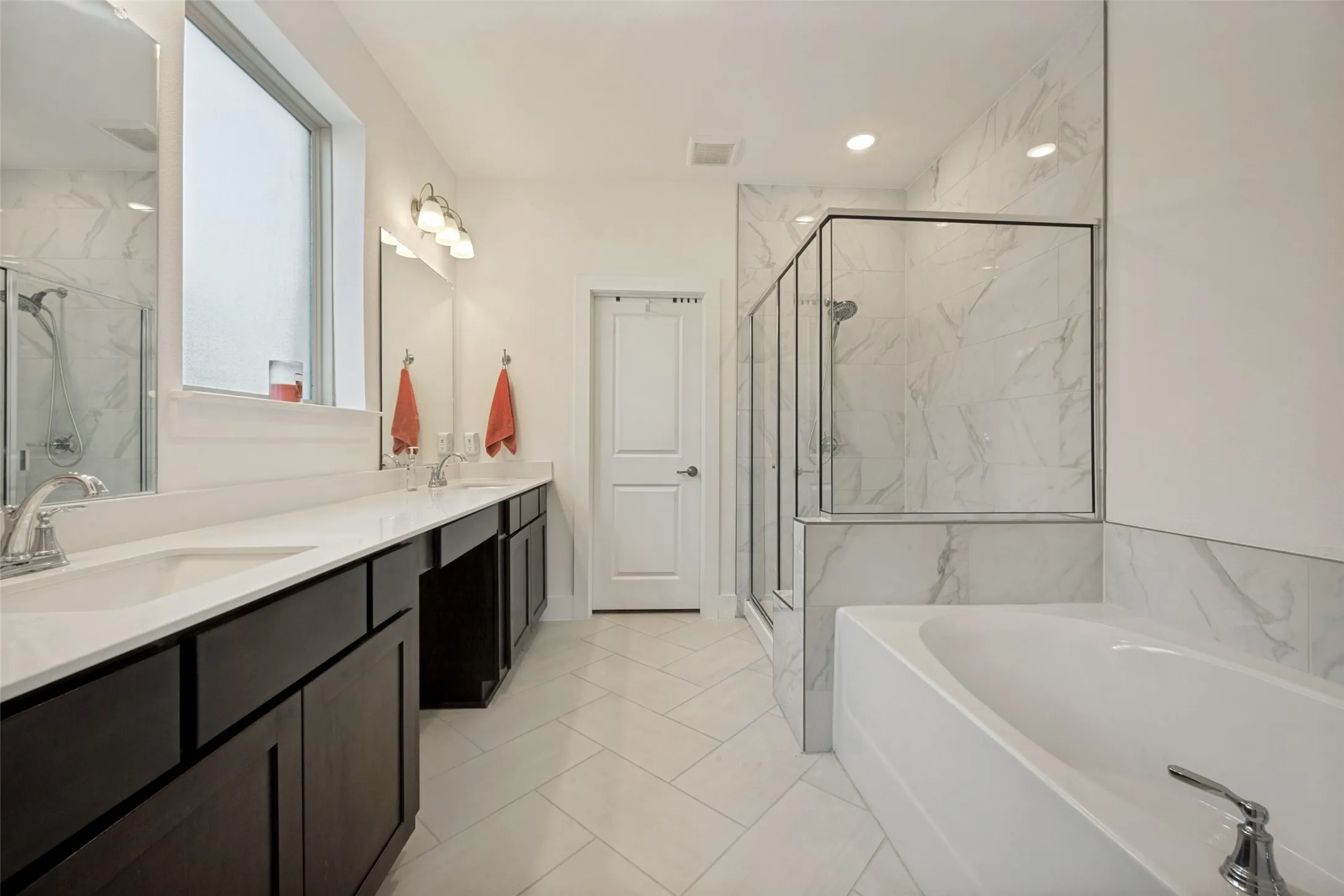 Single Family Residence For Sale in Denton County , 136 Nora Lane, Hickory Creek, Texas 75065, 5 Bedroom, 3 Bathroom, 2 Garage spaces, 3,228 Sqft, built in 2023, mls#21313478, Real Estate Agent in Hickory Creek, Homes For Sale in Denton county, Homes For Sale in Hickory Creek, Realtor in Hickory Creek Texas, Real Estate Brokerage Independent Realty Texas, Luminita Cordes Realtor