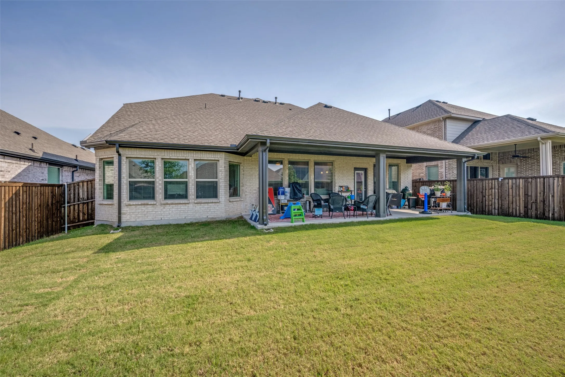 Single Family Residence For Sale in Denton County , 136 Nora Lane, Hickory Creek, Texas 75065, 5 Bedroom, 3 Bathroom, 2 Garage spaces, 3,228 Sqft, built in 2023, mls#21313478, Real Estate Agent in Hickory Creek, Homes For Sale in Denton county, Homes For Sale in Hickory Creek, Realtor in Hickory Creek Texas, Real Estate Brokerage Independent Realty Texas, Luminita Cordes Realtor