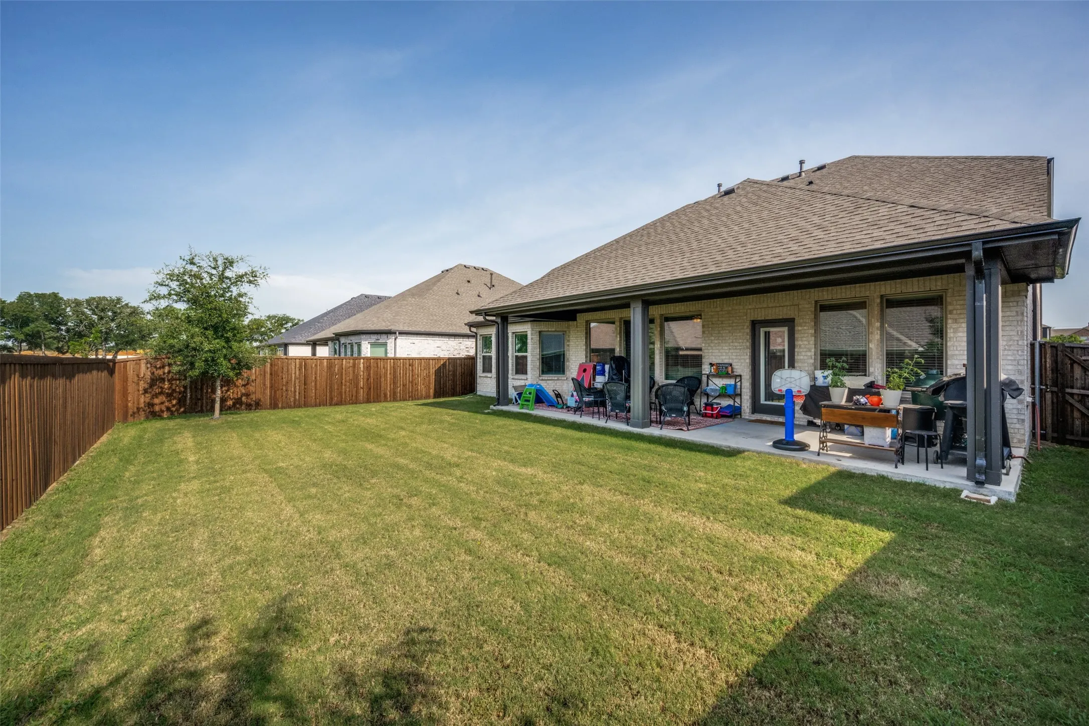Single Family Residence For Sale in Denton County , 136 Nora Lane, Hickory Creek, Texas 75065, 5 Bedroom, 3 Bathroom, 2 Garage spaces, 3,228 Sqft, built in 2023, mls#21313478, Real Estate Agent in Hickory Creek, Homes For Sale in Denton county, Homes For Sale in Hickory Creek, Realtor in Hickory Creek Texas, Real Estate Brokerage Independent Realty Texas, Luminita Cordes Realtor