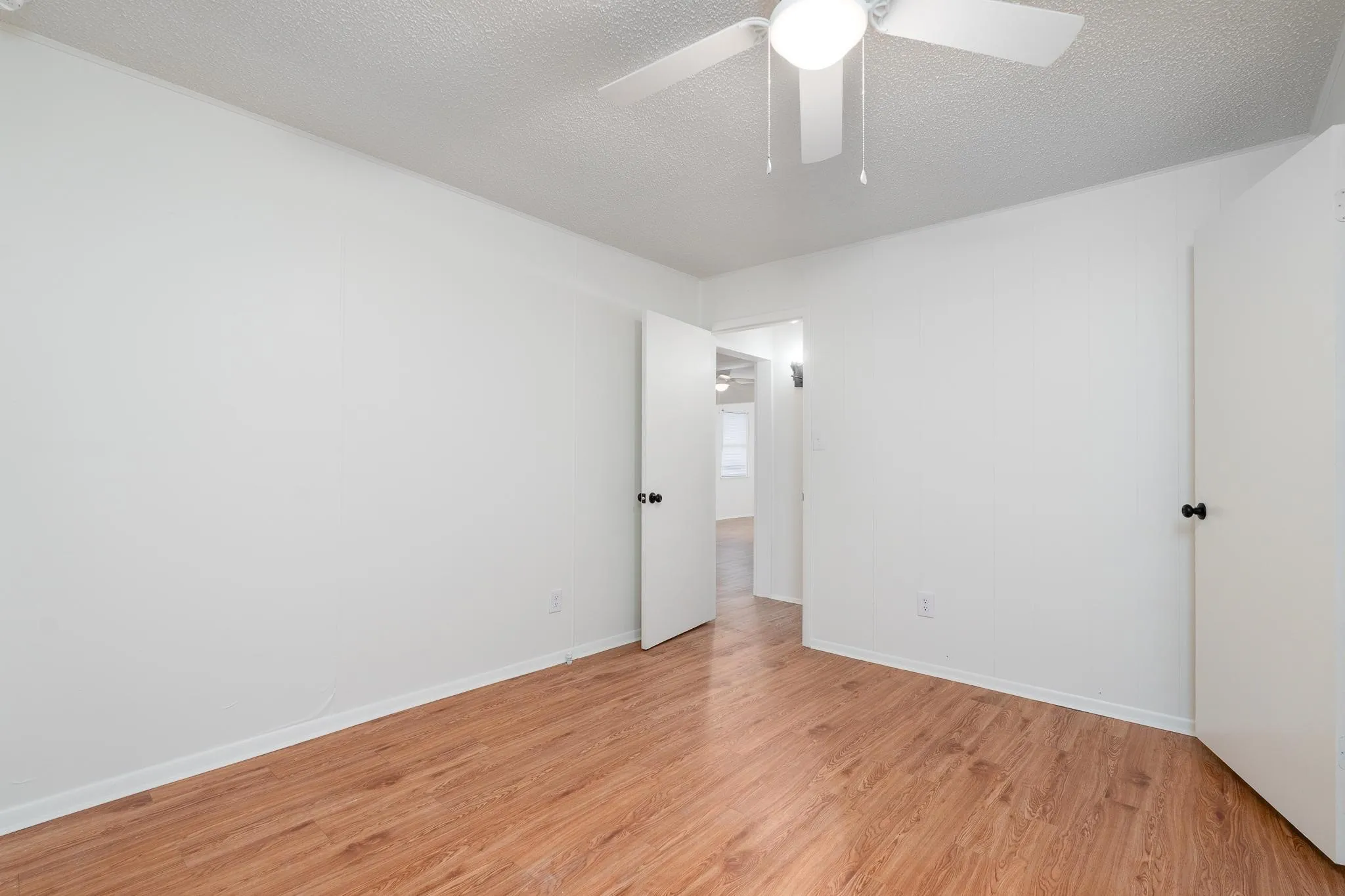 Single Family Residence For Sale in Callahan County , 102 S 2nd Street, Clyde, Texas 79510, 4 Bedroom, 2 Bathroom, 1 Garage spaces, 1,516 Sqft, built in 1945, mls#21313422, Real Estate Agent in Clyde, Homes For Sale in Callahan county, Homes For Sale in Clyde, Realtor in Clyde Texas, Real Estate Brokerage Independent Realty Texas, Luminita Cordes Realtor