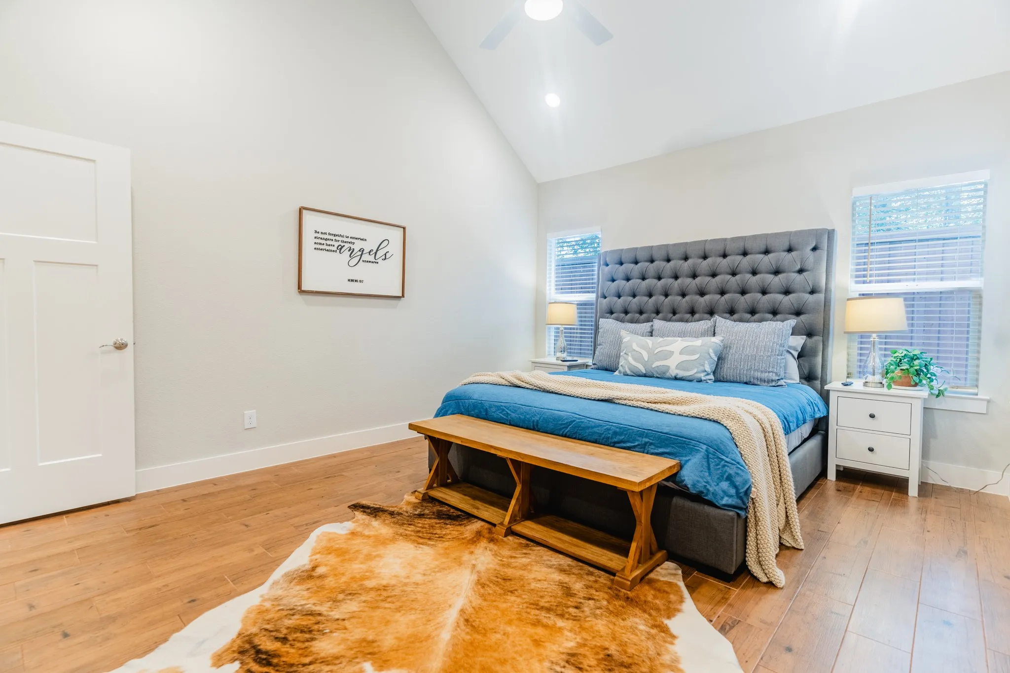 Single Family Residence For Sale in Grayson County , 32 Coffee Circle, Pottsboro, Texas 75076, 3 Bedroom, 3 Bathroom, 1 Garage spaces, 2,166 Sqft, built in 2017, mls#21313493, Real Estate Agent in Pottsboro, Homes For Sale in Grayson county, Homes For Sale in Pottsboro, Realtor in Pottsboro Texas, Real Estate Brokerage Independent Realty Texas, Luminita Cordes Realtor