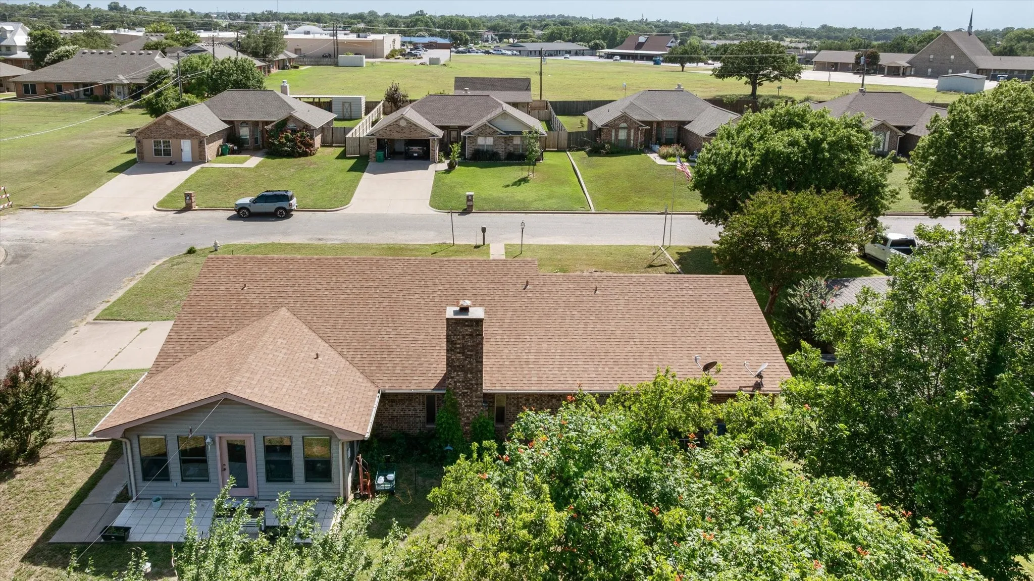 Single Family Residence For Sale in Erath County , 501 Moonlight Trail, Stephenville, Texas 76401, 3 Bedroom, 2 Bathroom, 2 Garage spaces, 2,094 Sqft, built in 1980, mls#21313332, Real Estate Agent in Stephenville, Homes For Sale in Erath county, Homes For Sale in Stephenville, Realtor in Stephenville Texas, Real Estate Brokerage Independent Realty Texas, Luminita Cordes Realtor