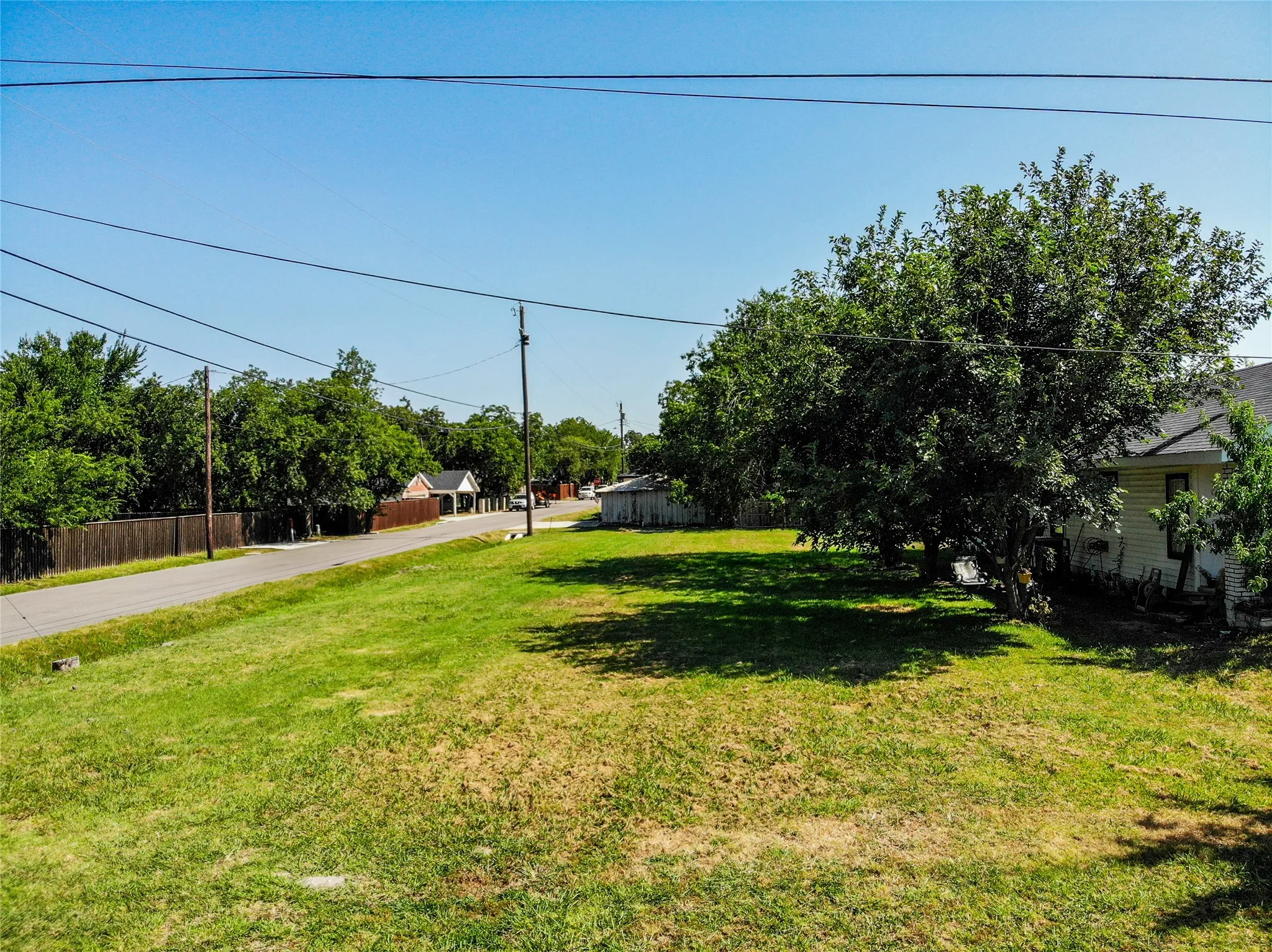 Unimproved Land For Sale in Collin County , 302 S New Mexico Street, Celina, Texas 75009, 0, 0, Garage spaces, 0 Sqft, built in 0, Price $300,000, mls#21313528, Real Estate Agent in Celina, Homes For Sale in Collin county, Homes For Sale in Celina, Realtor in Celina Texas, Real Estate Brokerage Independent Realty Texas, Luminita Cordes Realtor