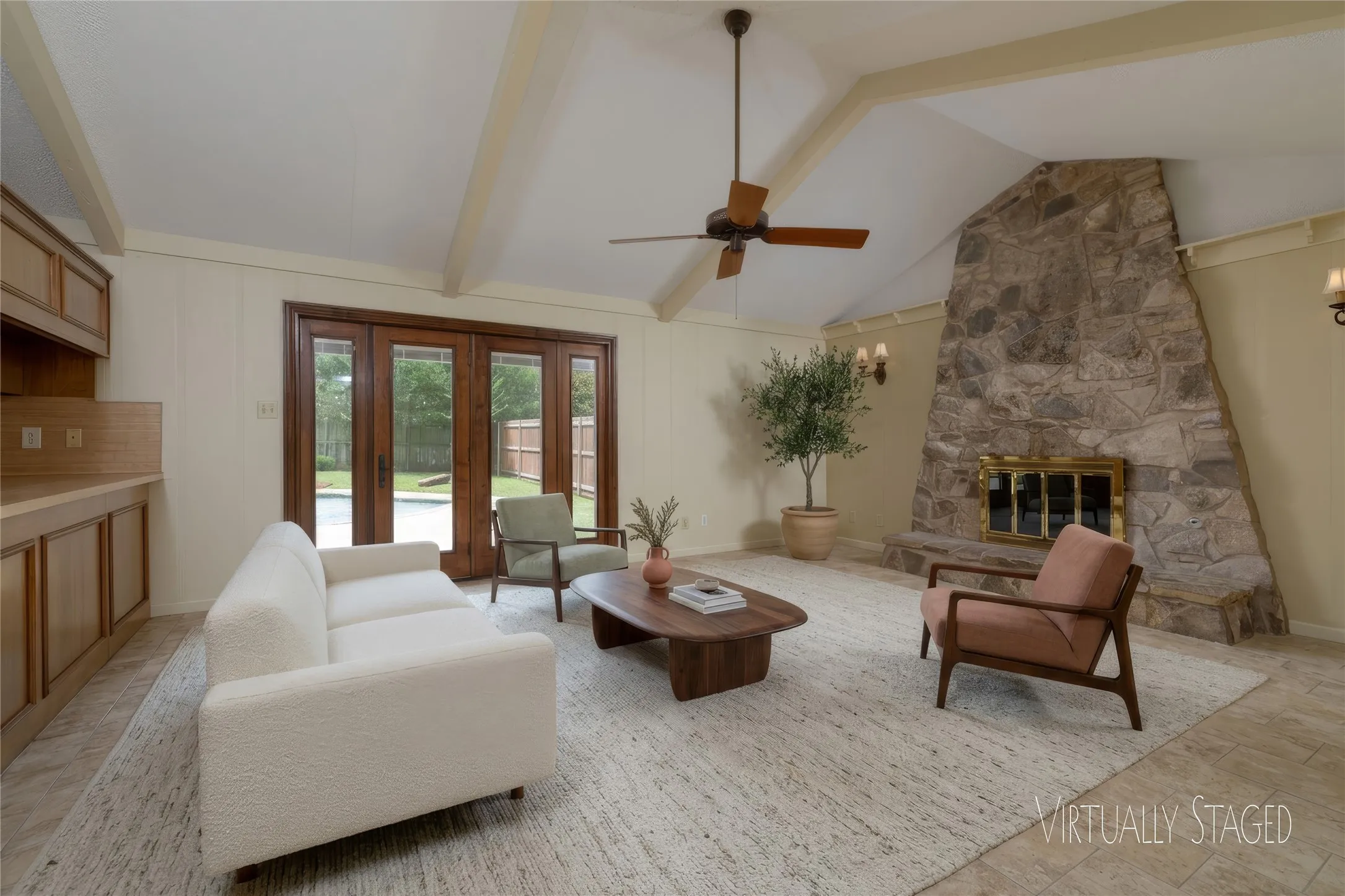Single Family Residence For Sale in Tarrant County , 1710 Park Hill Drive, Arlington, Texas 76012, 3 Bedroom, 2 Bathroom, 2 Garage spaces, 1,764 Sqft, built in 1967, mls#21308497, Real Estate Agent in Arlington, Homes For Sale in Tarrant county, Homes For Sale in Arlington, Realtor in Arlington Texas, Real Estate Brokerage Independent Realty Texas, Luminita Cordes Realtor
