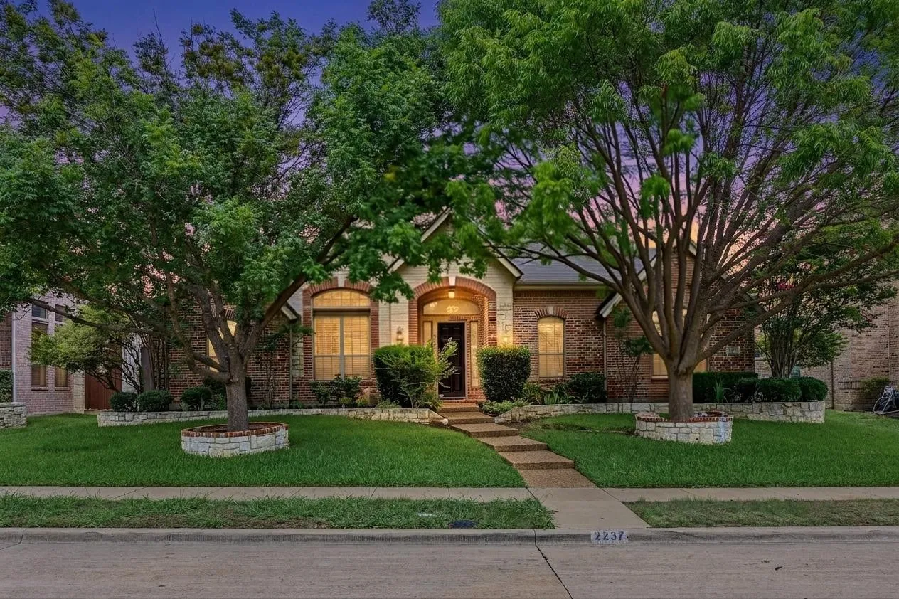 Single Family Residence For Sale in Collin County , 2237 Homestead Lane, Plano, Texas 75025, 4 Bedroom, 4 Bathroom, 3 Garage spaces, 3,685 Sqft, built in 2004, mls#21306327, Real Estate Agent in Plano, Homes For Sale in Collin county, Homes For Sale in Plano, Realtor in Plano Texas, Real Estate Brokerage Independent Realty Texas, Luminita Cordes Realtor