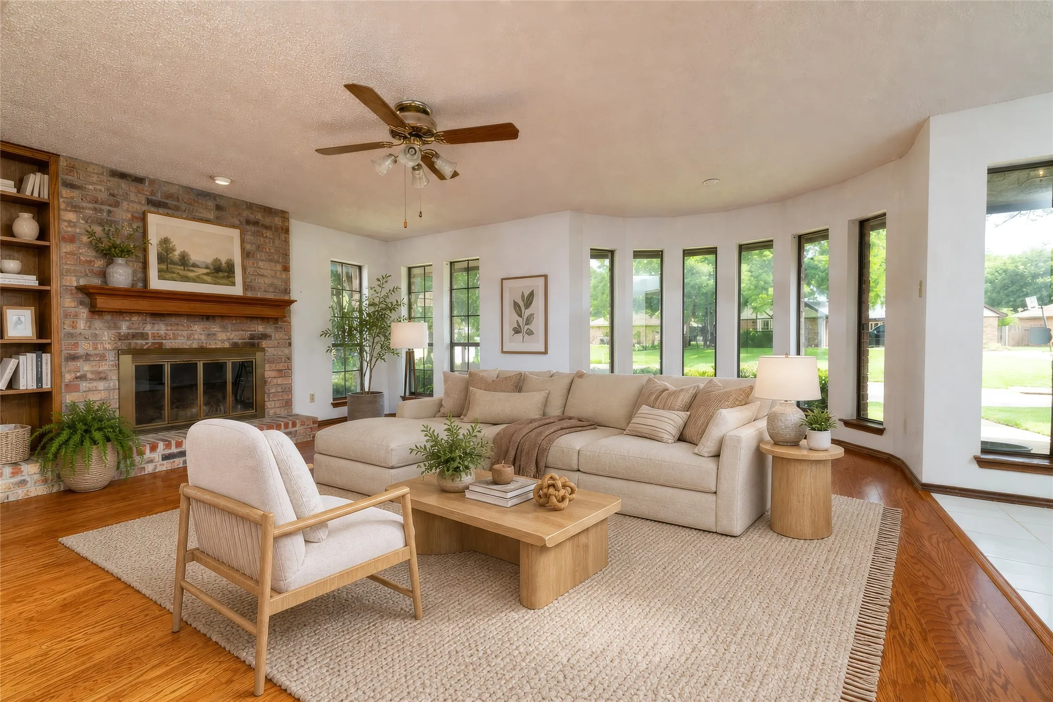Single Family Residence For Sale in Tarrant County , 1211 Brookfield Lane, Mansfield, Texas 76063, 3 Bedroom, 2 Bathroom, 2 Garage spaces, 1,937 Sqft, built in 1980, mls#21312164, Real Estate Agent in Mansfield, Homes For Sale in Tarrant county, Homes For Sale in Mansfield, Realtor in Mansfield Texas, Real Estate Brokerage Independent Realty Texas, Luminita Cordes Realtor