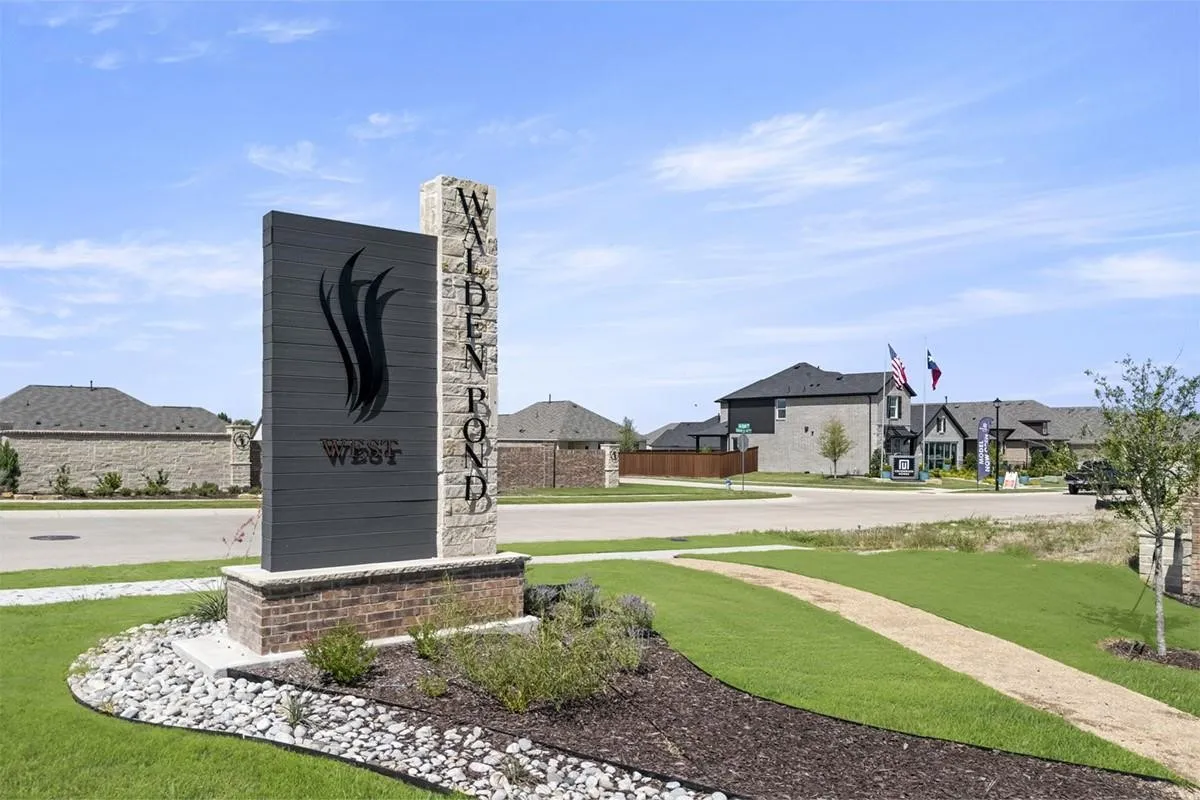 Single Family Residence For Sale in Kaufman County , 2208 Walden Pond Boulevard, Forney, Texas 75126, 4 Bedroom, 3 Bathroom, 2 Garage spaces, 2,237 Sqft, built in 2024, mls#21310614, Real Estate Agent in Forney, Homes For Sale in Kaufman county, Homes For Sale in Forney, Realtor in Forney Texas, Real Estate Brokerage Independent Realty Texas, Luminita Cordes Realtor