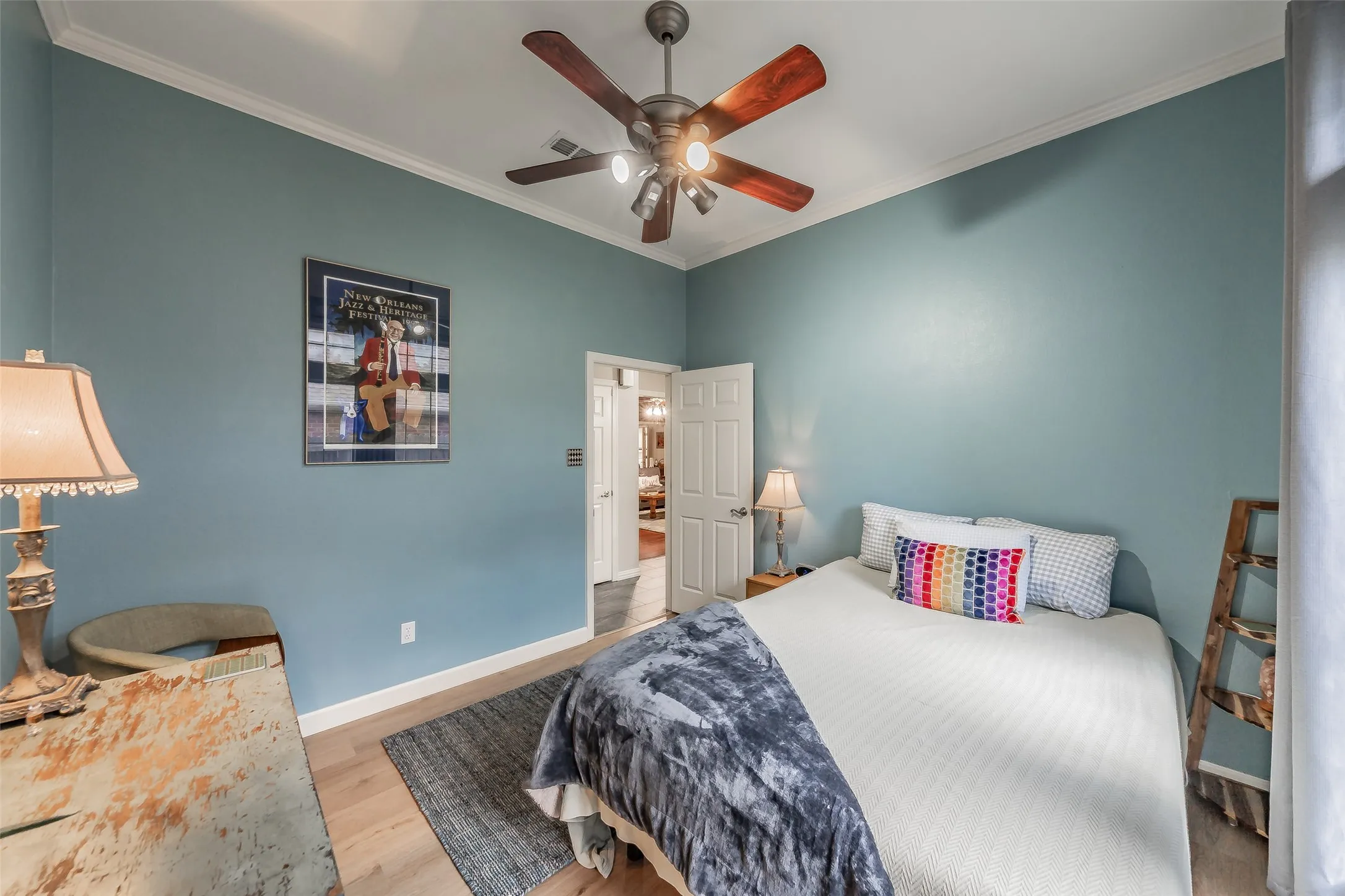 Single Family Residence For Sale in Tarrant County , 2536 Oak Brook Drive, Bedford, Texas 76021, 3 Bedroom, 2 Bathroom, 2 Garage spaces, 2,439 Sqft, built in 1993, mls#21311950, Real Estate Agent in Bedford, Homes For Sale in Tarrant county, Homes For Sale in Bedford, Realtor in Bedford Texas, Real Estate Brokerage Independent Realty Texas, Luminita Cordes Realtor
