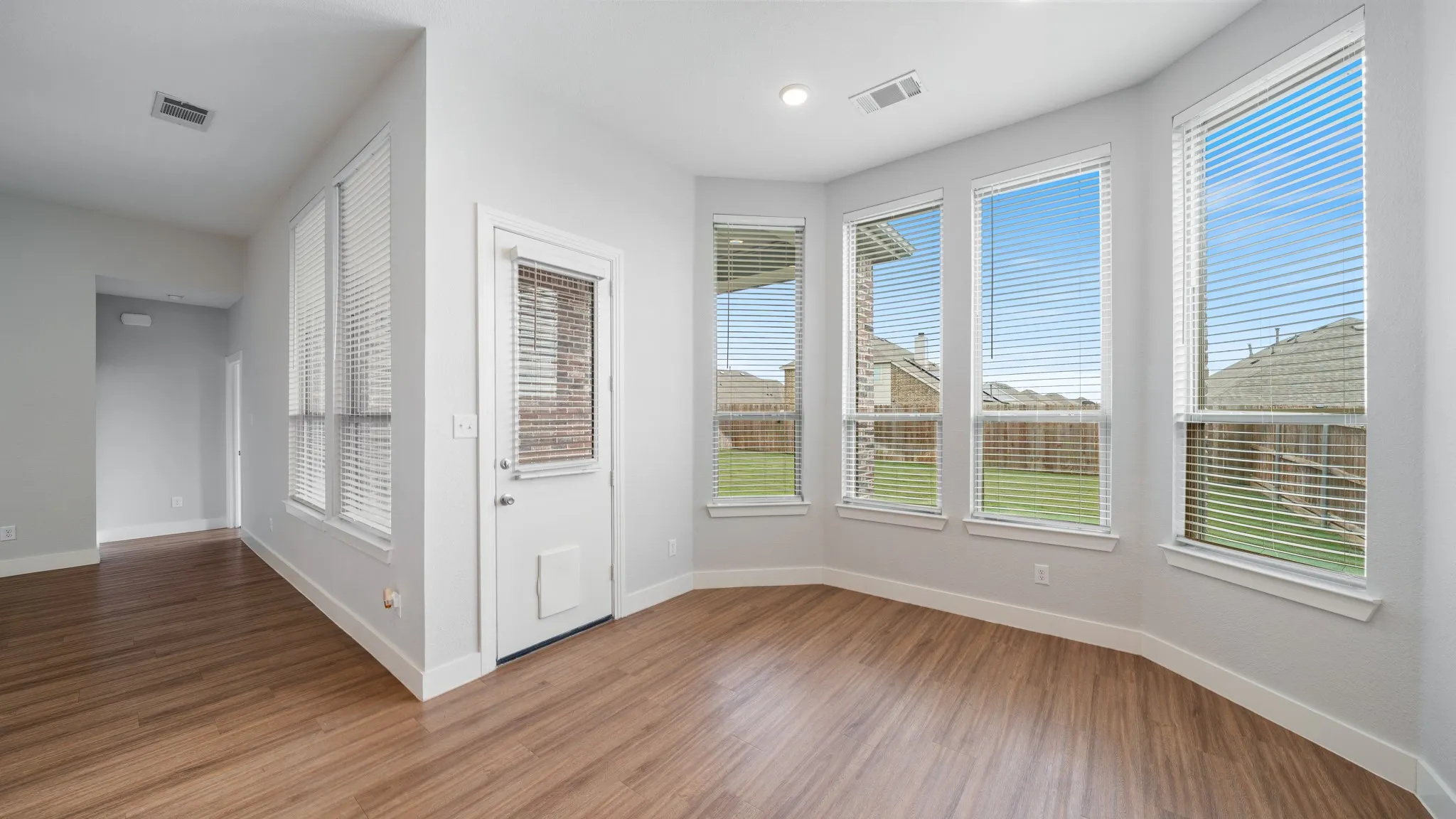 Single Family Residence For Sale in Rockwall County , 4030 Lagoon Place, Royse City, Texas 75189, 4 Bedroom, 3 Bathroom, 2 Garage spaces, 2,194 Sqft, built in 2019, mls#21312221, Real Estate Agent in Royse City, Homes For Sale in Rockwall county, Homes For Sale in Royse City, Realtor in Royse City Texas, Real Estate Brokerage Independent Realty Texas, Luminita Cordes Realtor