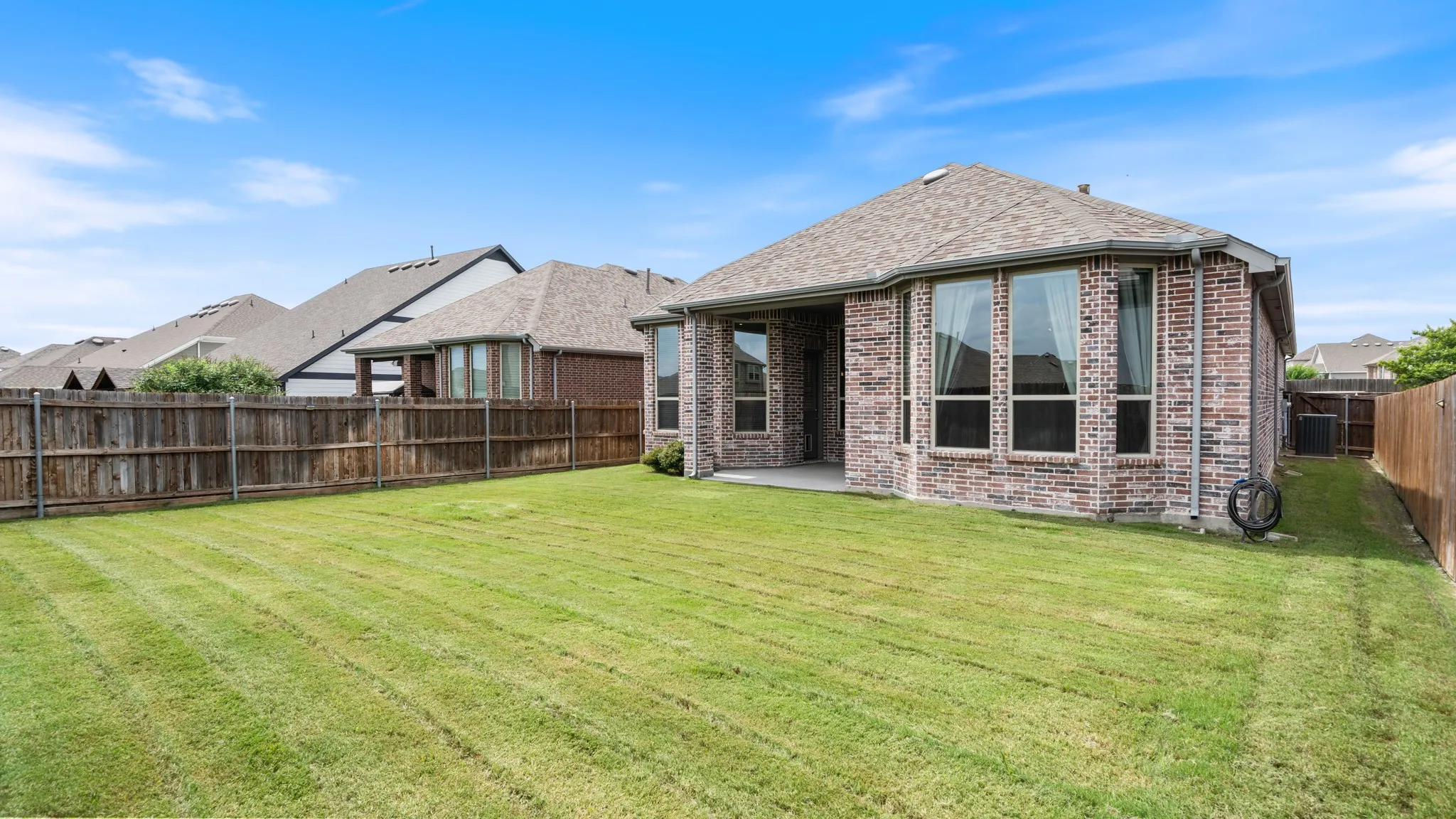 Single Family Residence For Sale in Rockwall County , 4030 Lagoon Place, Royse City, Texas 75189, 4 Bedroom, 3 Bathroom, 2 Garage spaces, 2,194 Sqft, built in 2019, mls#21312221, Real Estate Agent in Royse City, Homes For Sale in Rockwall county, Homes For Sale in Royse City, Realtor in Royse City Texas, Real Estate Brokerage Independent Realty Texas, Luminita Cordes Realtor