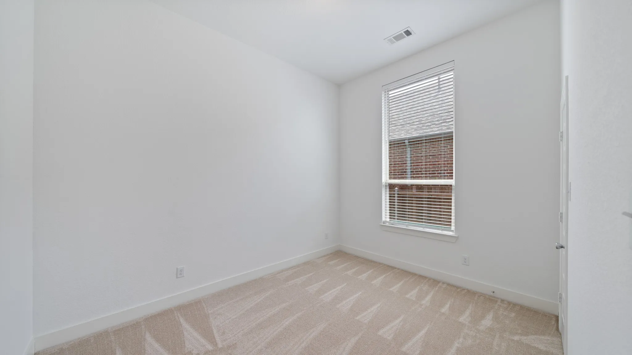 Single Family Residence For Sale in Rockwall County , 4030 Lagoon Place, Royse City, Texas 75189, 4 Bedroom, 3 Bathroom, 2 Garage spaces, 2,194 Sqft, built in 2019, mls#21312221, Real Estate Agent in Royse City, Homes For Sale in Rockwall county, Homes For Sale in Royse City, Realtor in Royse City Texas, Real Estate Brokerage Independent Realty Texas, Luminita Cordes Realtor