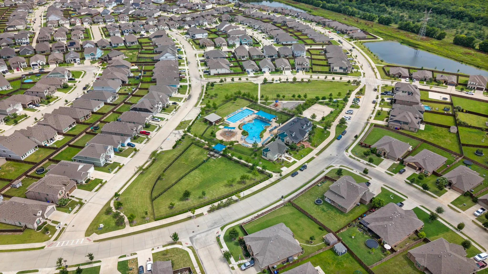 Single Family Residence For Sale in Rockwall County , 4030 Lagoon Place, Royse City, Texas 75189, 4 Bedroom, 3 Bathroom, 2 Garage spaces, 2,194 Sqft, built in 2019, mls#21312221, Real Estate Agent in Royse City, Homes For Sale in Rockwall county, Homes For Sale in Royse City, Realtor in Royse City Texas, Real Estate Brokerage Independent Realty Texas, Luminita Cordes Realtor
