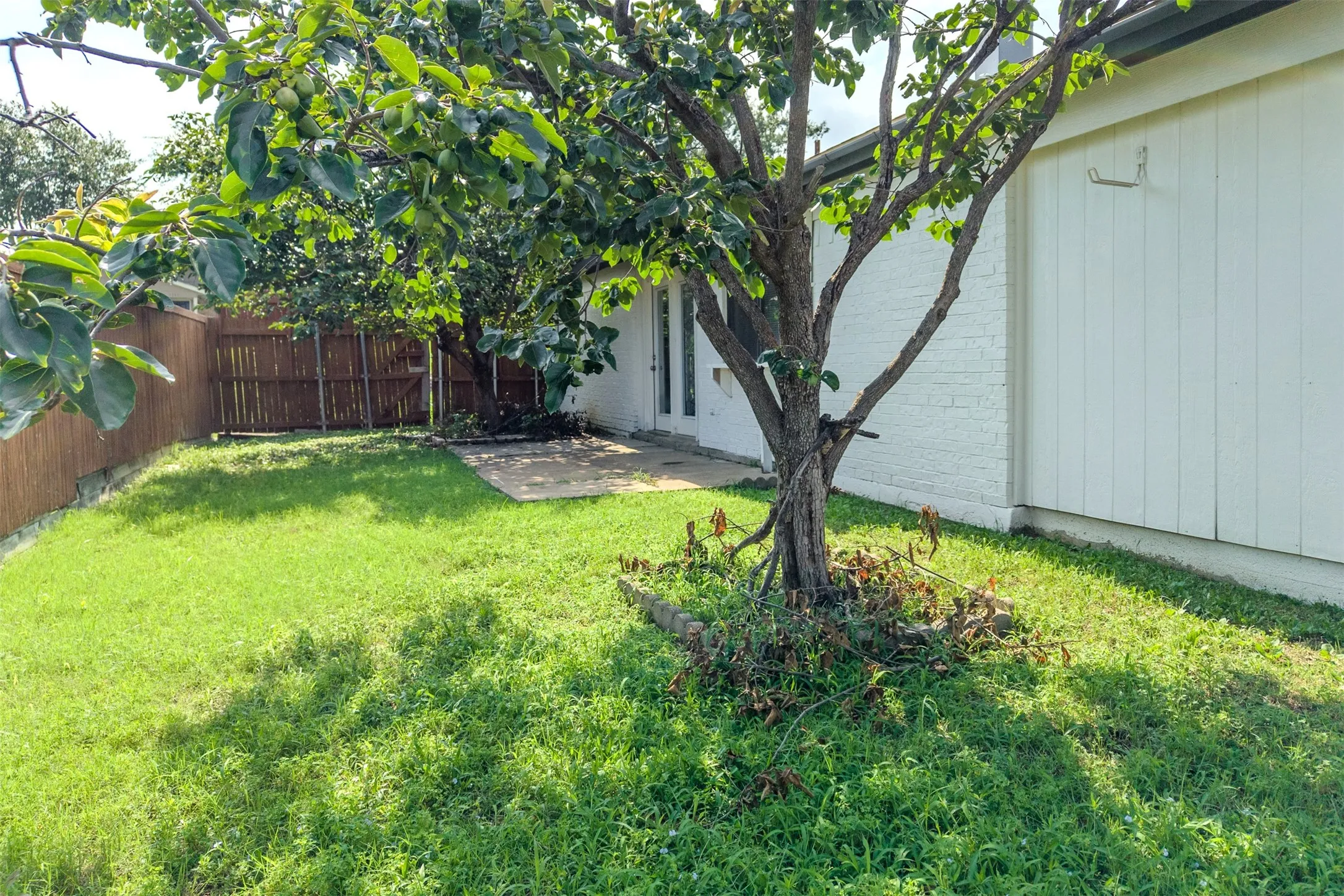 Single Family Residence For Sale in Denton County , 1742 Delaford Drive, Carrollton, Texas 75007, 3 Bedroom, 2 Bathroom, 2 Garage spaces, 1,506 Sqft, built in 1983, mls#21313523, Real Estate Agent in Carrollton, Homes For Sale in Denton county, Homes For Sale in Carrollton, Realtor in Carrollton Texas, Real Estate Brokerage Independent Realty Texas, Luminita Cordes Realtor