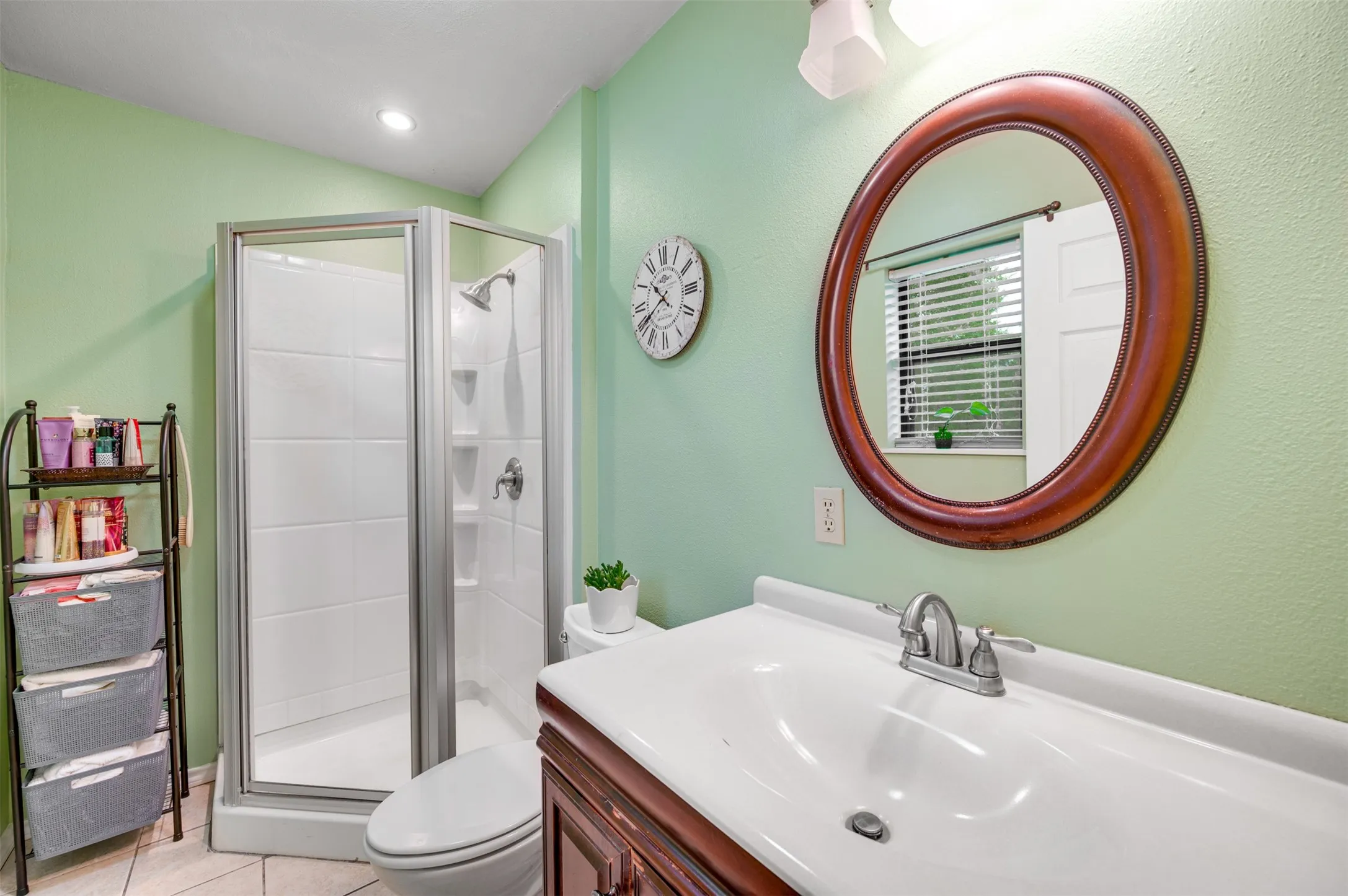 Single Family Residence For Sale in Franklin (TX) County , 1535 US Highway 67 E, Mount Vernon, Texas 75457, 3 Bedroom, 2 Bathroom, Garage spaces, 2,283 Sqft, built in 1982, mls#21313545, Real Estate Agent in Mount Vernon, Homes For Sale in Franklin (TX) county, Homes For Sale in Mount Vernon, Realtor in Mount Vernon Texas, Real Estate Brokerage Independent Realty Texas, Luminita Cordes Realtor