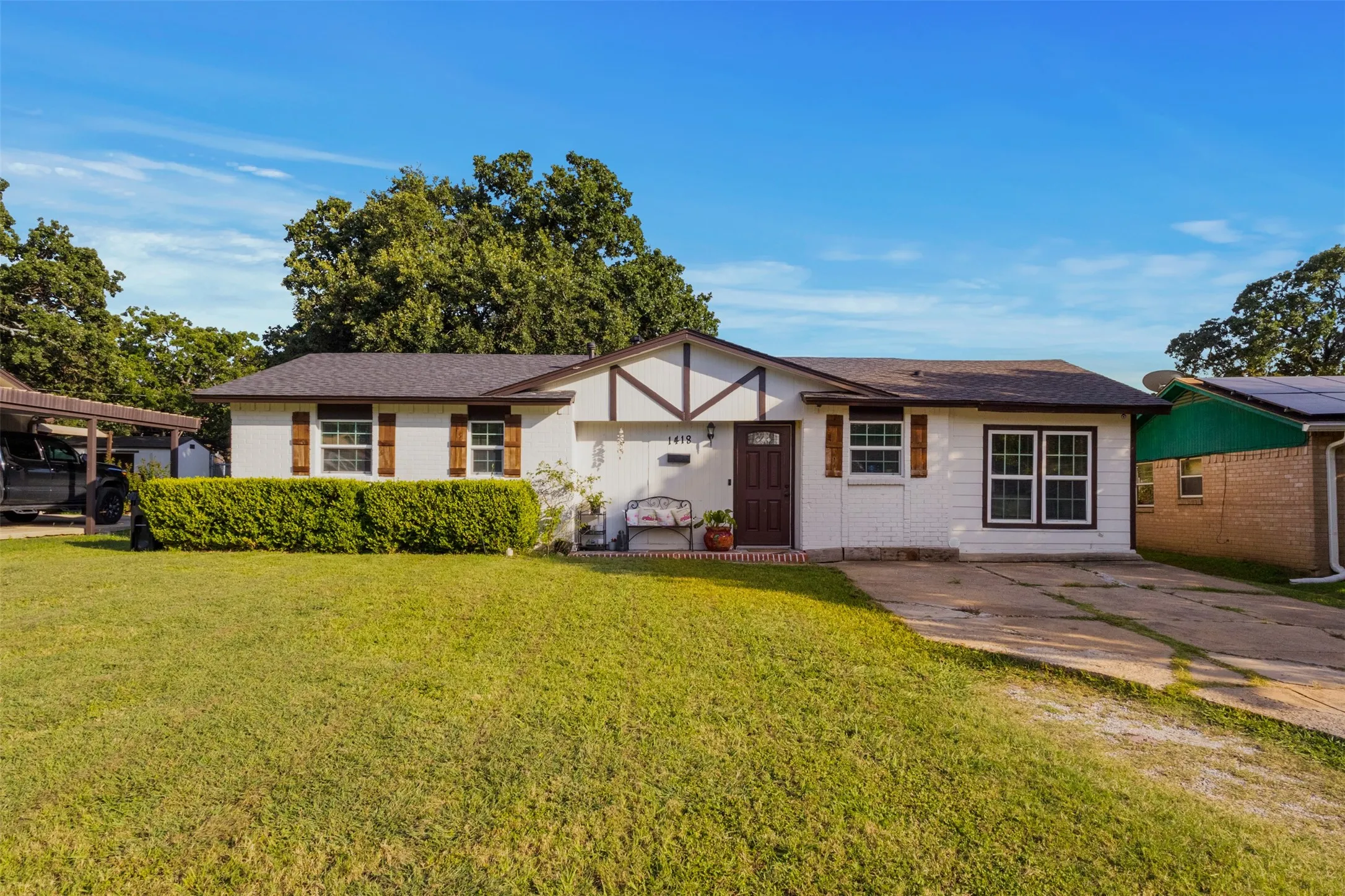 Single Family Residence For Sale in Dallas County , 1418 Briarwood Drive, Mesquite, Texas 75149, 3 Bedroom, 1 Bathroom, Garage spaces, 1,183 Sqft, built in 1969, mls#21313566, Real Estate Agent in Mesquite, Homes For Sale in Dallas county, Homes For Sale in Mesquite, Realtor in Mesquite Texas, Real Estate Brokerage Independent Realty Texas, Luminita Cordes Realtor