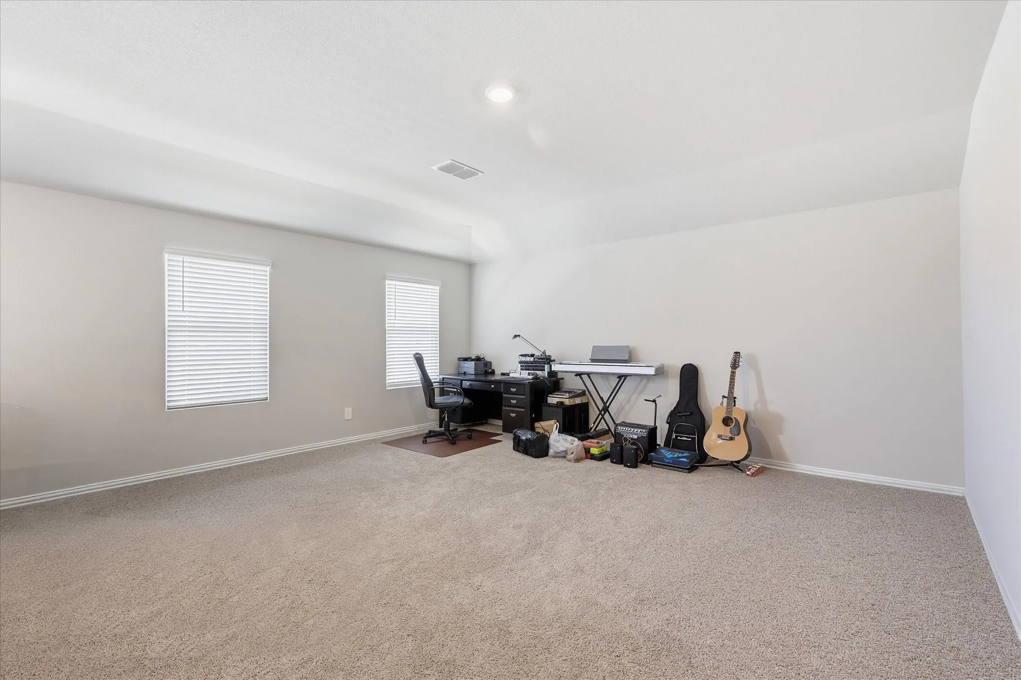Second living area upstairs
