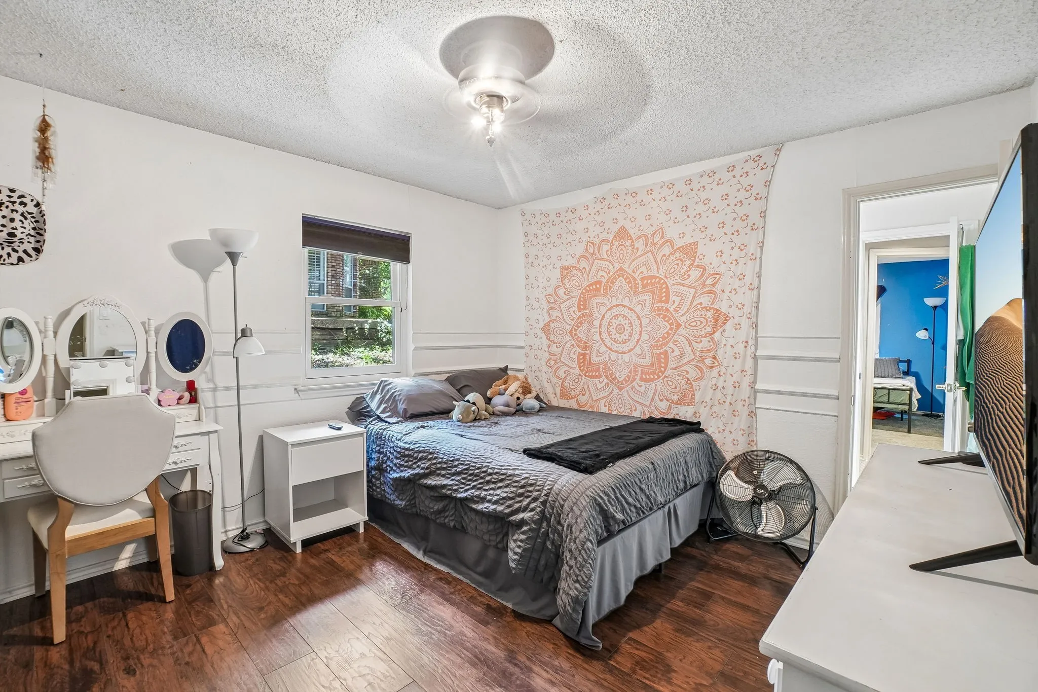 Single Family Residence For Sale in Tarrant County , 6102 Waterview Drive, Arlington, Texas 76016, 4 Bedroom, 3 Bathroom, 2 Garage spaces, 2,761 Sqft, built in 1978, mls#21311516, Real Estate Agent in Arlington, Homes For Sale in Tarrant county, Homes For Sale in Arlington, Realtor in Arlington Texas, Real Estate Brokerage Independent Realty Texas, Luminita Cordes Realtor