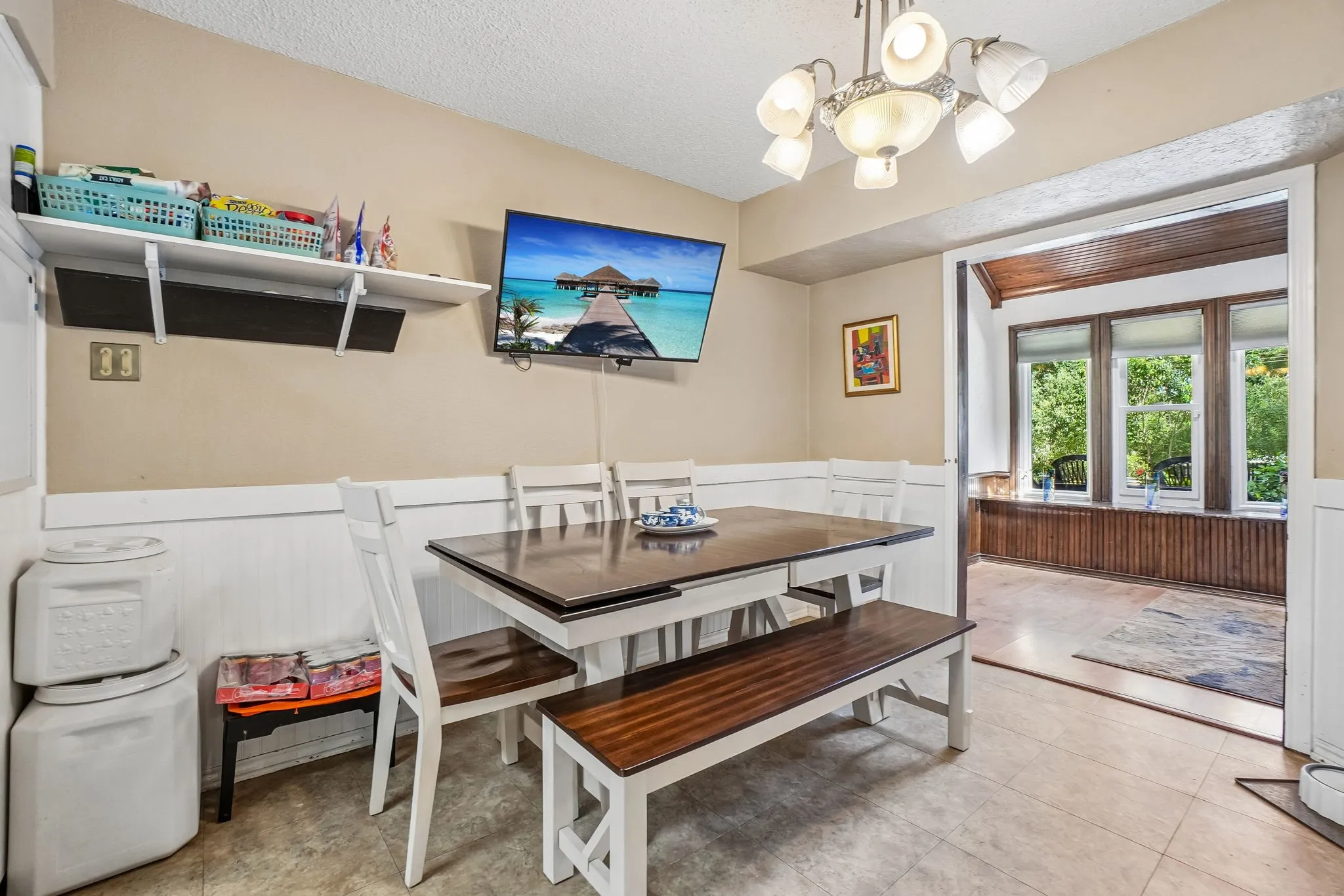 Single Family Residence For Sale in Tarrant County , 6102 Waterview Drive, Arlington, Texas 76016, 4 Bedroom, 3 Bathroom, 2 Garage spaces, 2,761 Sqft, built in 1978, mls#21311516, Real Estate Agent in Arlington, Homes For Sale in Tarrant county, Homes For Sale in Arlington, Realtor in Arlington Texas, Real Estate Brokerage Independent Realty Texas, Luminita Cordes Realtor