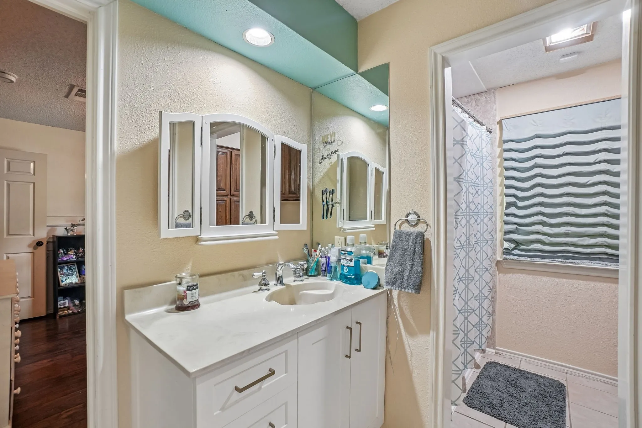 Single Family Residence For Sale in Tarrant County , 6102 Waterview Drive, Arlington, Texas 76016, 4 Bedroom, 3 Bathroom, 2 Garage spaces, 2,761 Sqft, built in 1978, mls#21311516, Real Estate Agent in Arlington, Homes For Sale in Tarrant county, Homes For Sale in Arlington, Realtor in Arlington Texas, Real Estate Brokerage Independent Realty Texas, Luminita Cordes Realtor