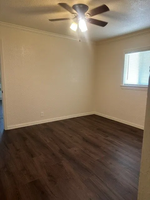 Single Family Residence For Sale in Grayson County , 106 Tipton Street, Whitesboro, Texas 76273, 3 Bedroom, 1 Bathroom, Garage spaces, 1,435 Sqft, built in 1968, mls#21313582, Real Estate Agent in Whitesboro, Homes For Sale in Grayson county, Homes For Sale in Whitesboro, Realtor in Whitesboro Texas, Real Estate Brokerage Independent Realty Texas, Luminita Cordes Realtor