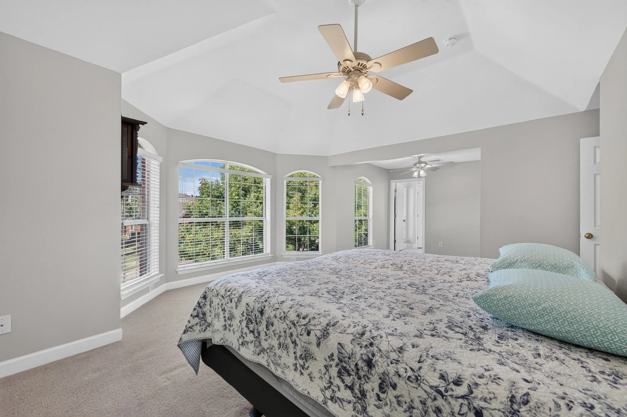 Single Family Residence For Sale in Collin County , 11113 Jereme Trail, Frisco, Texas 75035, 4 Bedroom, 3 Bathroom, 3 Garage spaces, 2,523 Sqft, built in 1995, mls#21313539, Real Estate Agent in Frisco, Homes For Sale in Collin county, Homes For Sale in Frisco, Realtor in Frisco Texas, Real Estate Brokerage Independent Realty Texas, Luminita Cordes Realtor