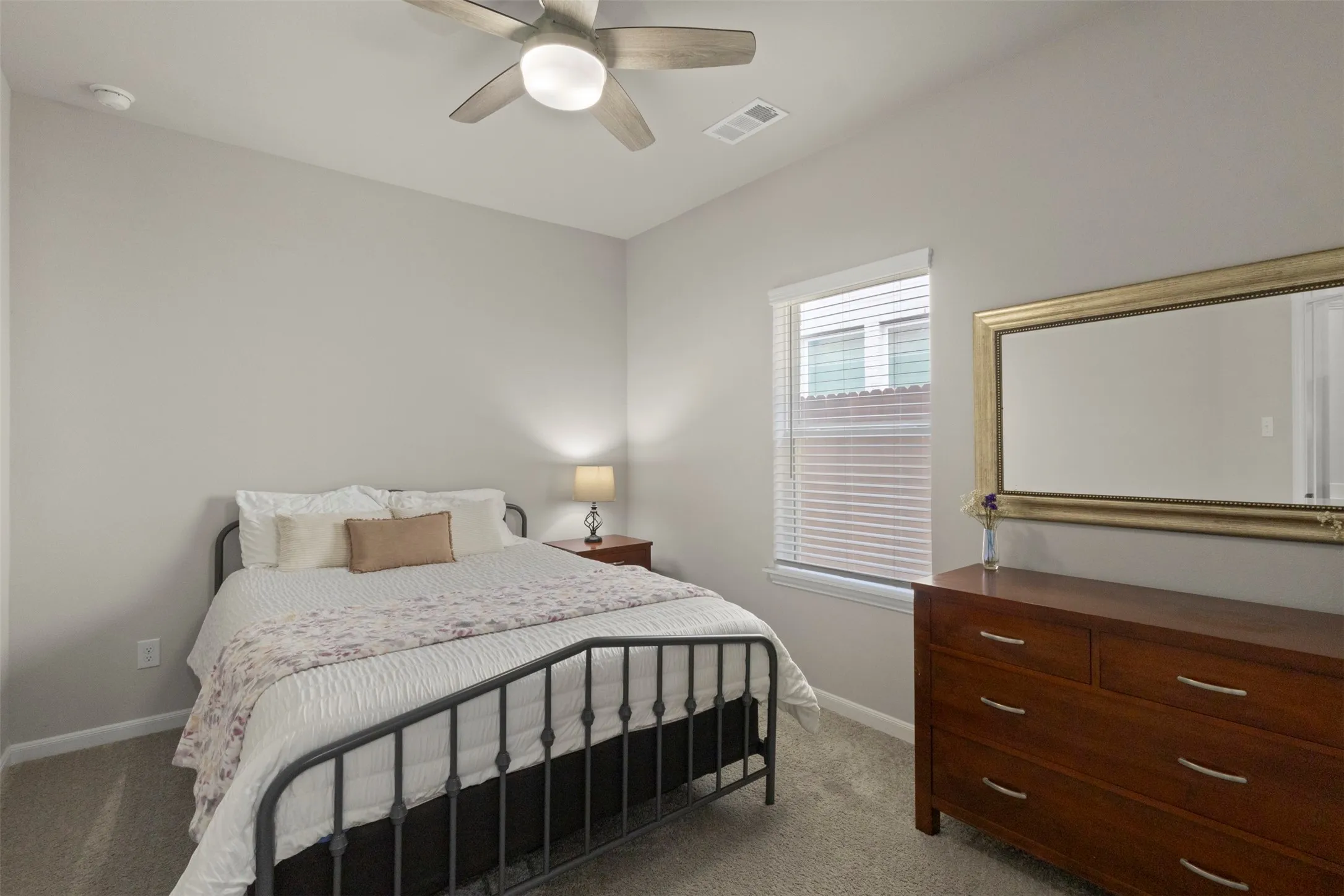 Single Family Residence For Sale in Kaufman County , 2092 Hartley Drive, Forney, Texas 75126, 3 Bedroom, 2 Bathroom, 2 Garage spaces, 1,916 Sqft, built in 2021, mls#21313588, Real Estate Agent in Forney, Homes For Sale in Kaufman county, Homes For Sale in Forney, Realtor in Forney Texas, Real Estate Brokerage Independent Realty Texas, Luminita Cordes Realtor