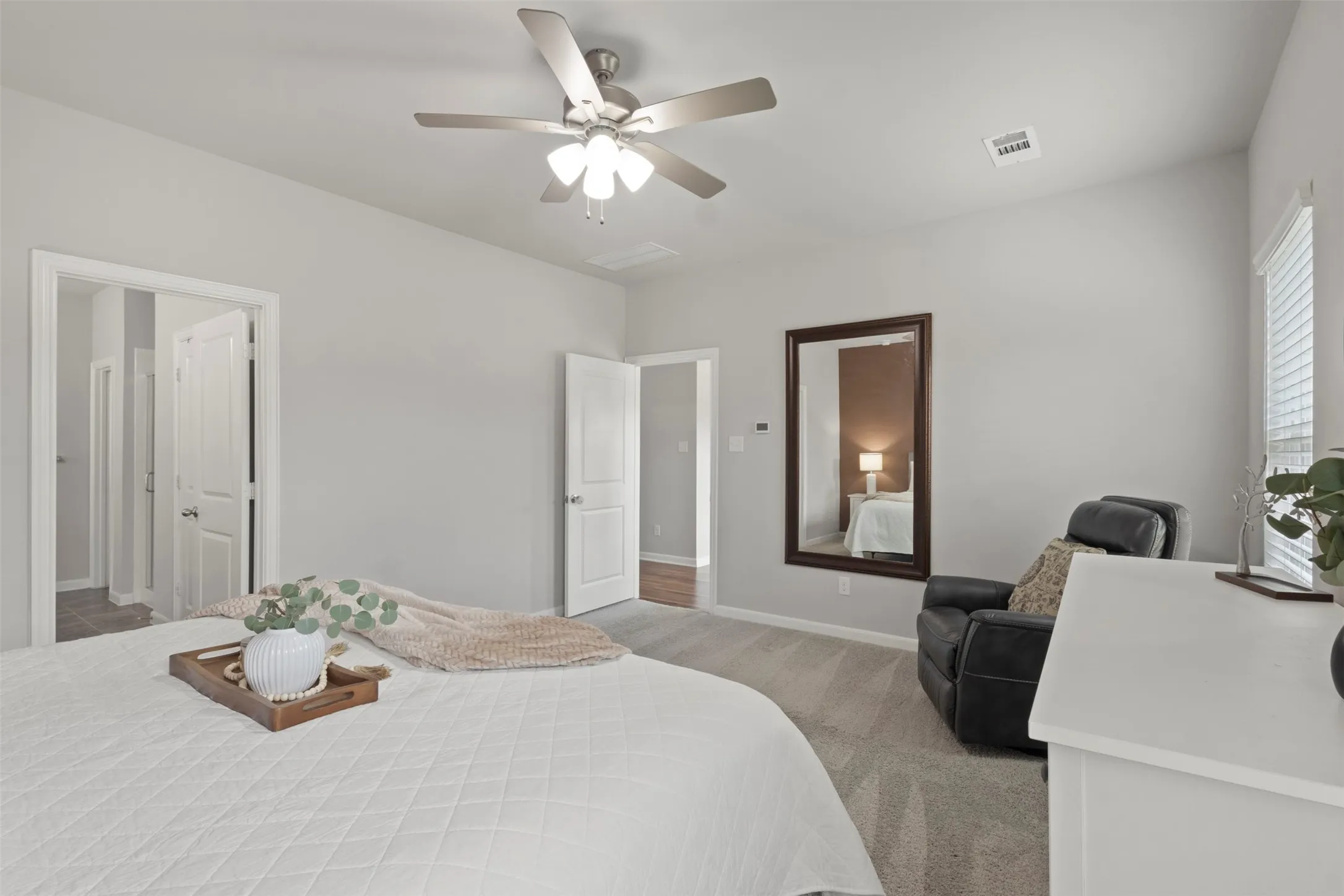Single Family Residence For Sale in Kaufman County , 2092 Hartley Drive, Forney, Texas 75126, 3 Bedroom, 2 Bathroom, 2 Garage spaces, 1,916 Sqft, built in 2021, mls#21313588, Real Estate Agent in Forney, Homes For Sale in Kaufman county, Homes For Sale in Forney, Realtor in Forney Texas, Real Estate Brokerage Independent Realty Texas, Luminita Cordes Realtor