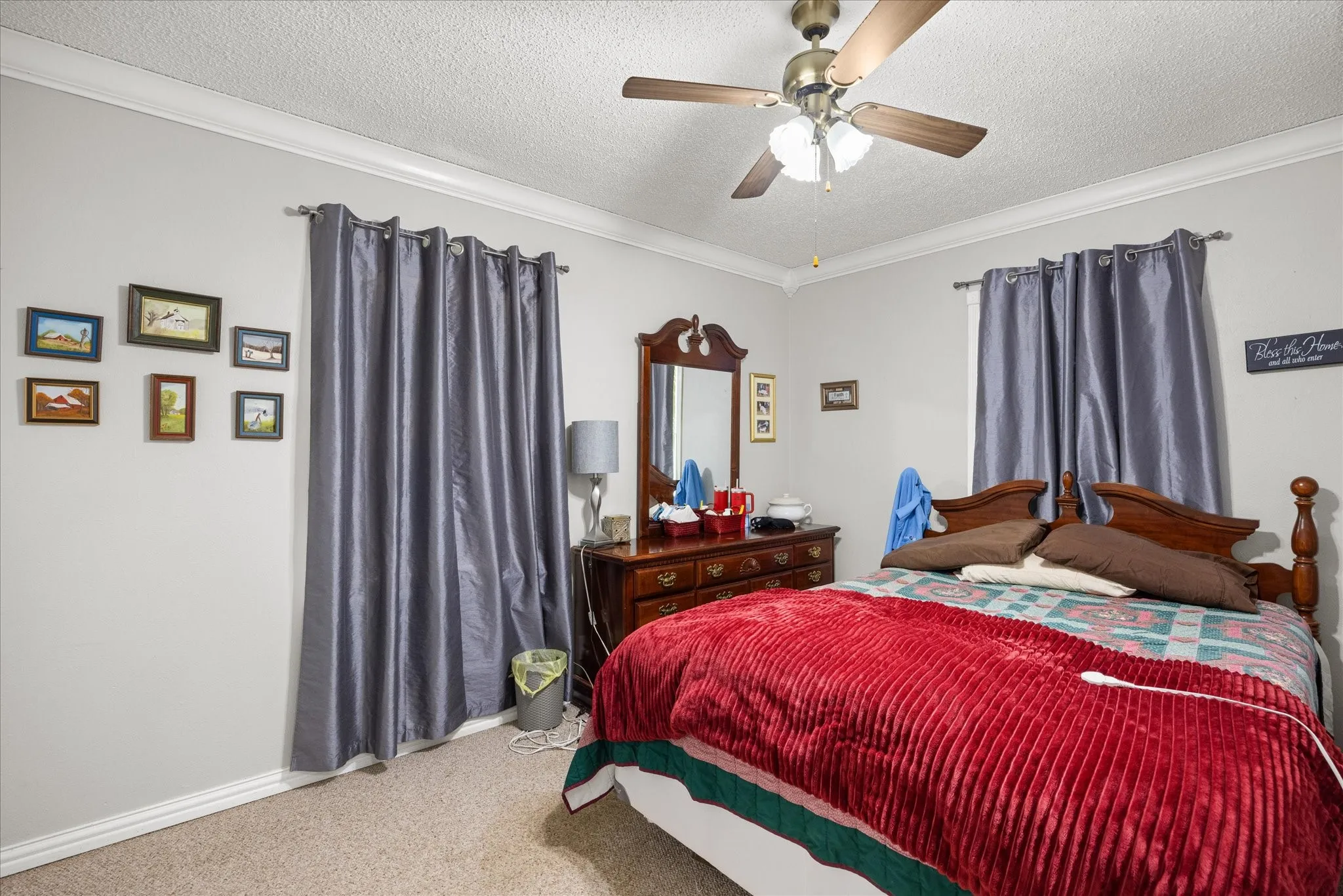 Single Family Residence For Sale in Hood County , 2022 Long Creek Court, Granbury, Texas 76049, 3 Bedroom, 2 Bathroom, Garage spaces, 1,456 Sqft, built in 1998, mls#21313562, Real Estate Agent in Granbury, Homes For Sale in Hood county, Homes For Sale in Granbury, Realtor in Granbury Texas, Real Estate Brokerage Independent Realty Texas, Luminita Cordes Realtor