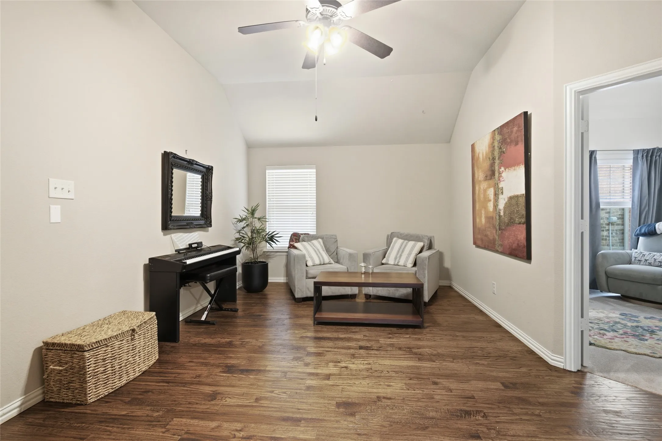 Single Family Residence For Sale in Denton County , 15316 Mallard Creek Street, Fort Worth, Texas 76262, 3 Bedroom, 2 Bathroom, 2 Garage spaces, 2,102 Sqft, built in 2011, mls#21313377, Real Estate Agent in Fort Worth, Homes For Sale in Denton county, Homes For Sale in Fort Worth, Realtor in Fort Worth Texas, Real Estate Brokerage Independent Realty Texas, Luminita Cordes Realtor
