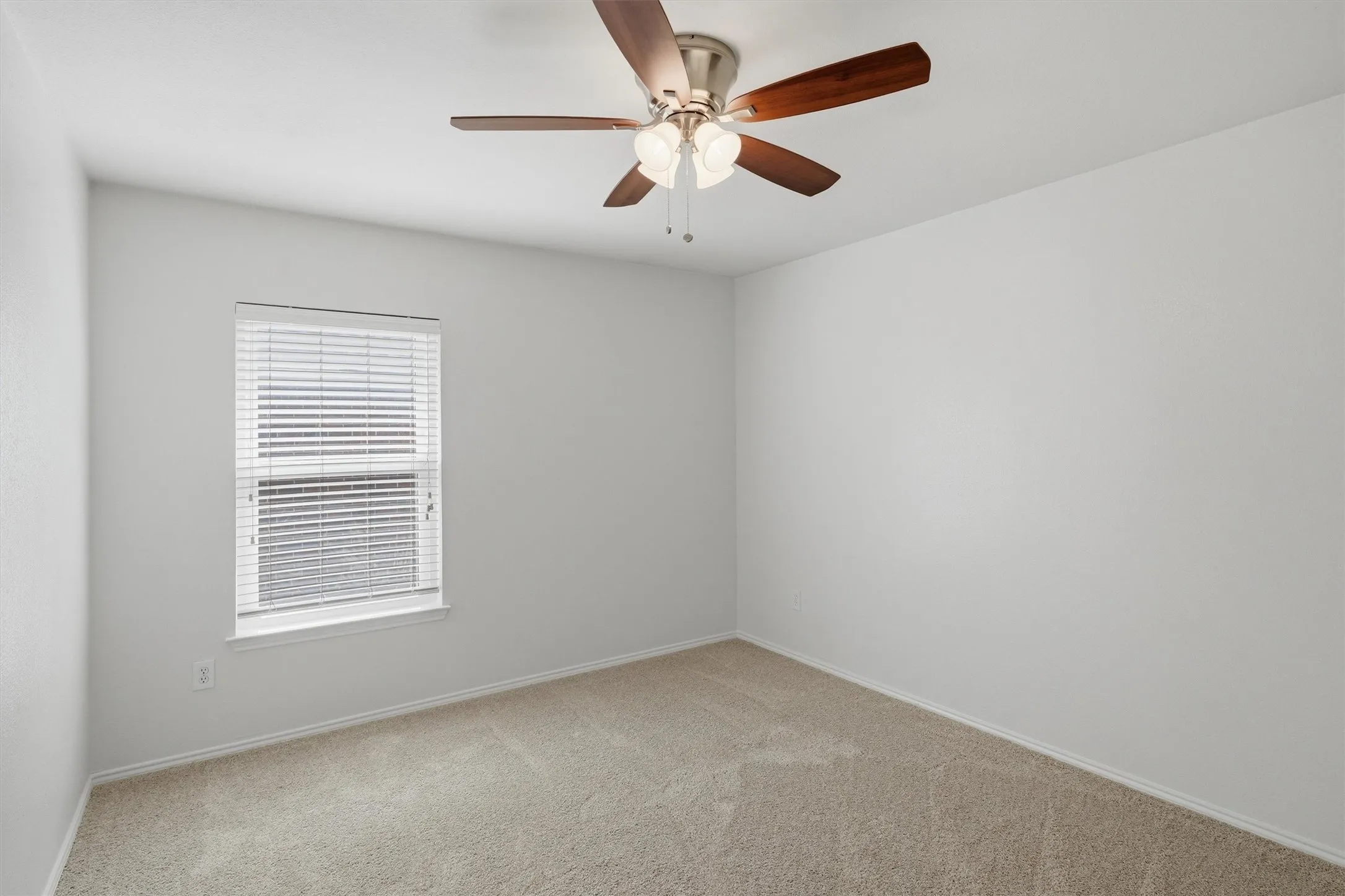 Single Family Residence For Sale in Denton County , 5422 Timber Park Drive, Flower Mound, Texas 75028, 4 Bedroom, 3 Bathroom, 2 Garage spaces, 2,660 Sqft, built in 1999, mls#21313578, Real Estate Agent in Flower Mound, Homes For Sale in Denton county, Homes For Sale in Flower Mound, Realtor in Flower Mound Texas, Real Estate Brokerage Independent Realty Texas, Luminita Cordes Realtor