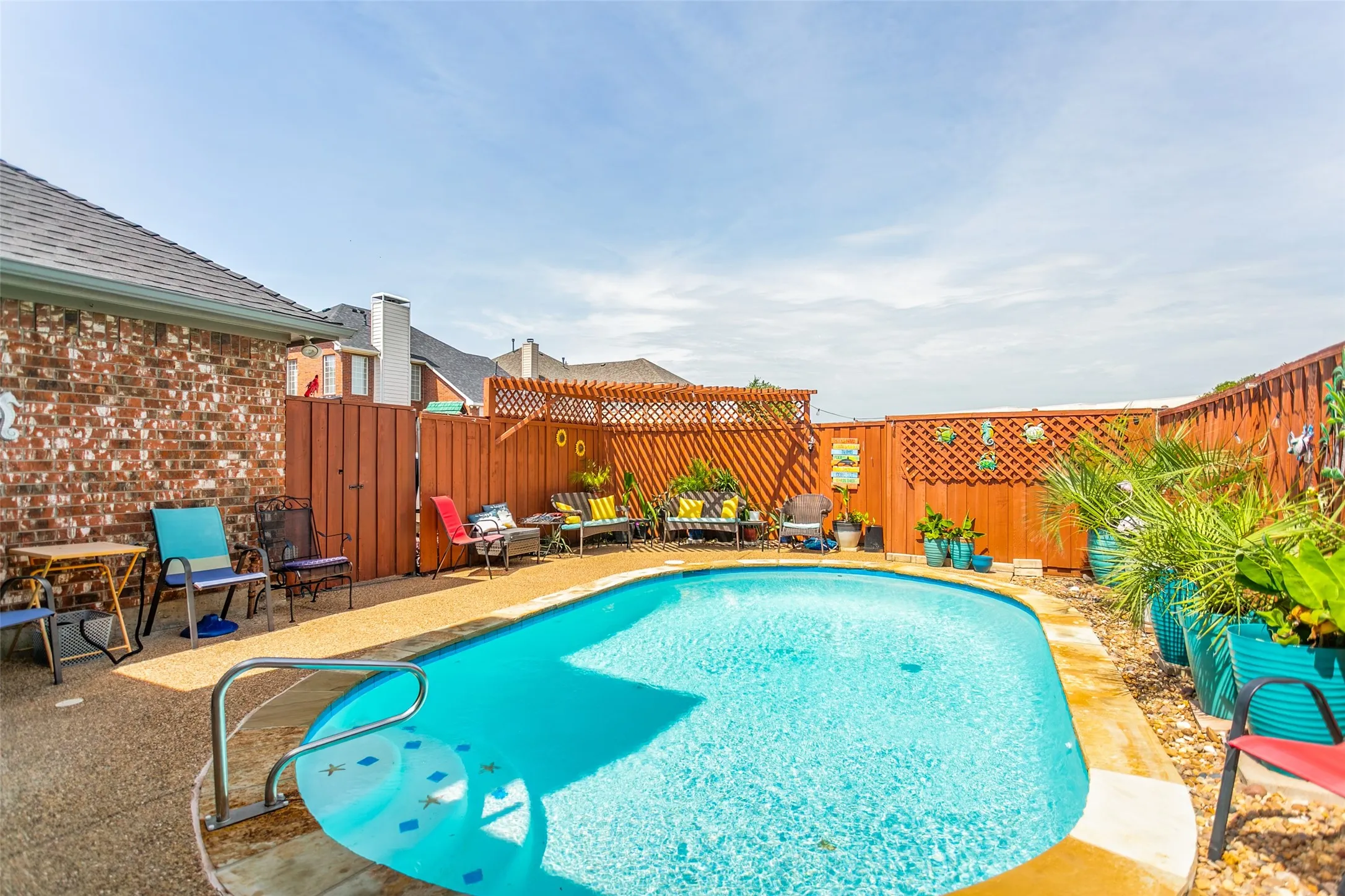 Single Family Residence For Sale in Collin County , 122 Parkhurst Lane, Allen, Texas 75013, 3 Bedroom, 2 Bathroom, 2 Garage spaces, 1,725 Sqft, built in 1996, mls#21313170, Real Estate Agent in Allen, Homes For Sale in Collin county, Homes For Sale in Allen, Realtor in Allen Texas, Real Estate Brokerage Independent Realty Texas, Luminita Cordes Realtor