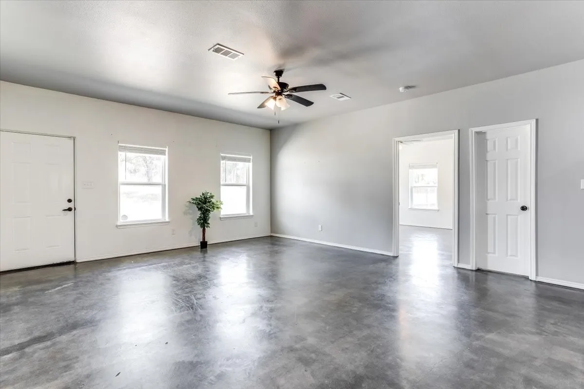 Single Family Residence For Sale in Johnson County , 1409 County Road 913, Burleson, Texas 76028, 4 Bedroom, 3 Bathroom, 2 Garage spaces, 1,891 Sqft, built in 2024, mls#21313622, Real Estate Agent in Burleson, Homes For Sale in Johnson county, Homes For Sale in Burleson, Realtor in Burleson Texas, Real Estate Brokerage Independent Realty Texas, Luminita Cordes Realtor