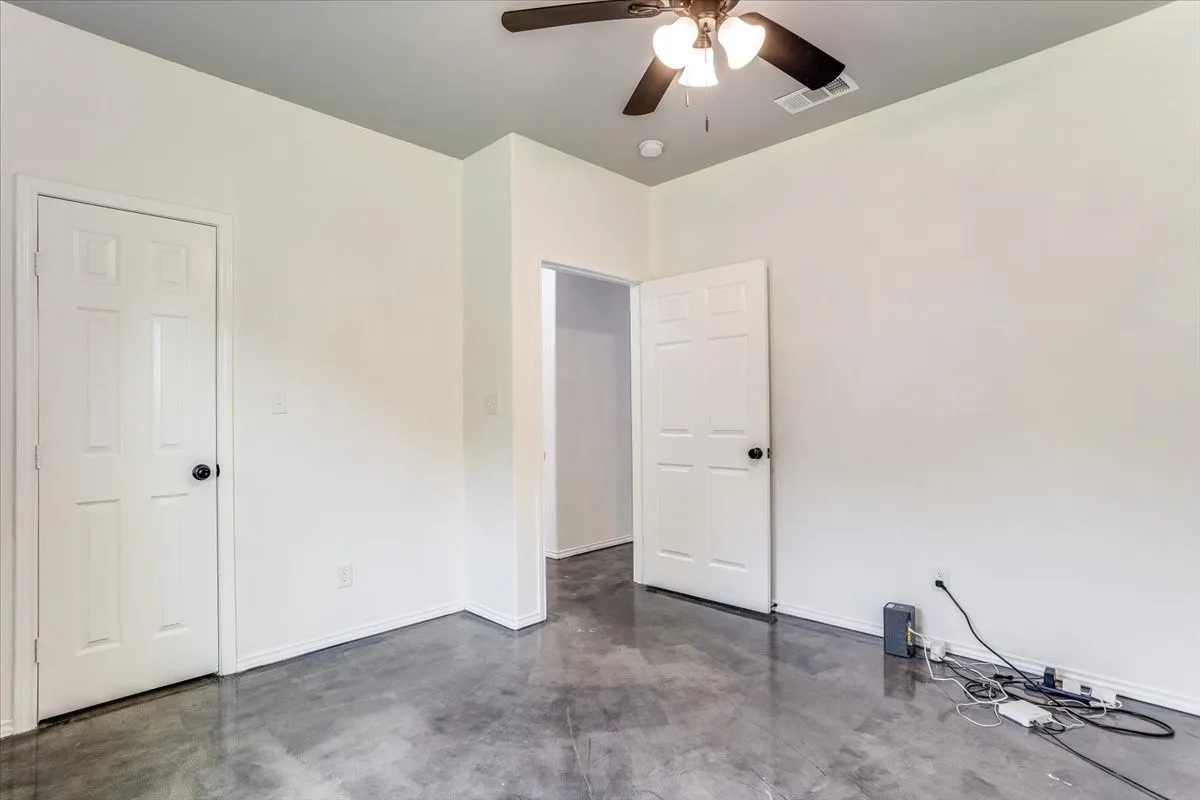 Single Family Residence For Sale in Johnson County , 1409 County Road 913, Burleson, Texas 76028, 4 Bedroom, 3 Bathroom, 2 Garage spaces, 1,891 Sqft, built in 2024, mls#21313622, Real Estate Agent in Burleson, Homes For Sale in Johnson county, Homes For Sale in Burleson, Realtor in Burleson Texas, Real Estate Brokerage Independent Realty Texas, Luminita Cordes Realtor