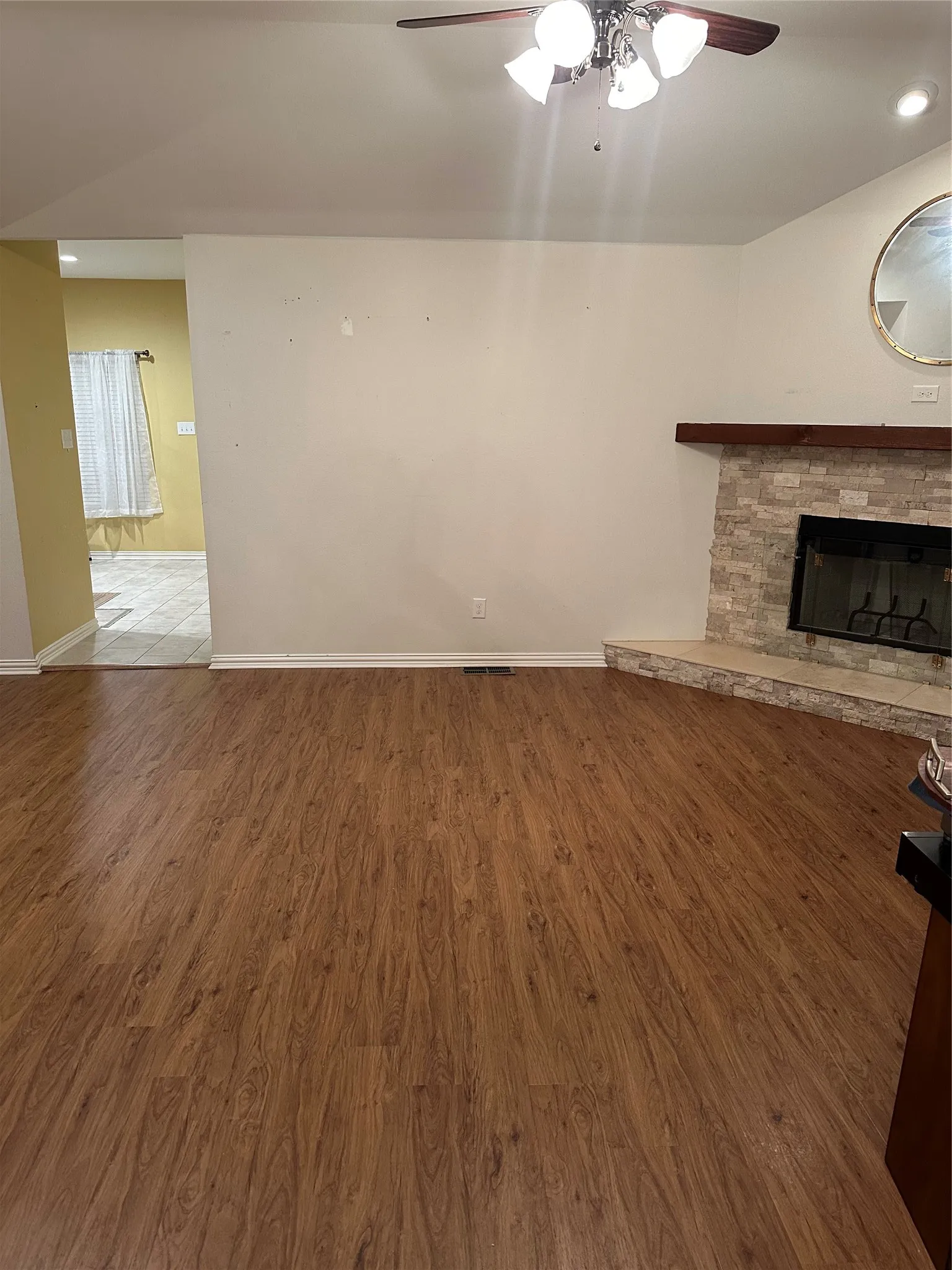Single Family Residence For Sale in Tarrant County , 714 Greenridge Drive, Arlington, Texas 76017, 4 Bedrooms, 2 Bathrooms, 2 Garage spaces, 2,643 Sqft, built in 1986, Price $275,000, mls#21313368, Real Estate Agent in Arlington, Homes For Sale in Tarrant county, Homes For Sale in Arlington, Realtor in Arlington Texas, Real Estate Brokerage Independent Realty Texas, Luminita Cordes Realtor